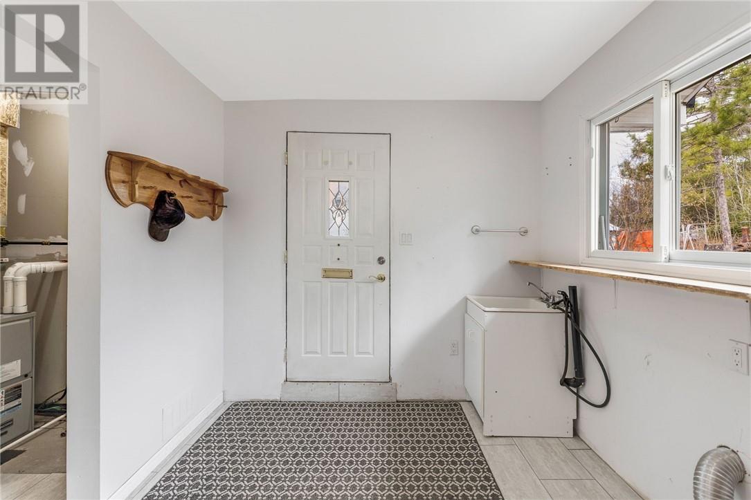 14 Pine Street, Onaping, Ontario  P0M 2R0 - Photo 6 - 2127635