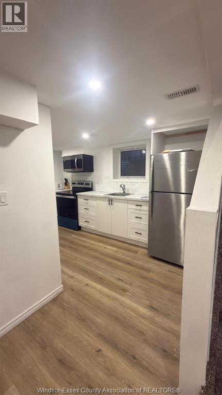 3295 Curry Unit# Lower, Windsor, Ontario  N9E 2T4 - Photo 4 - 26010753