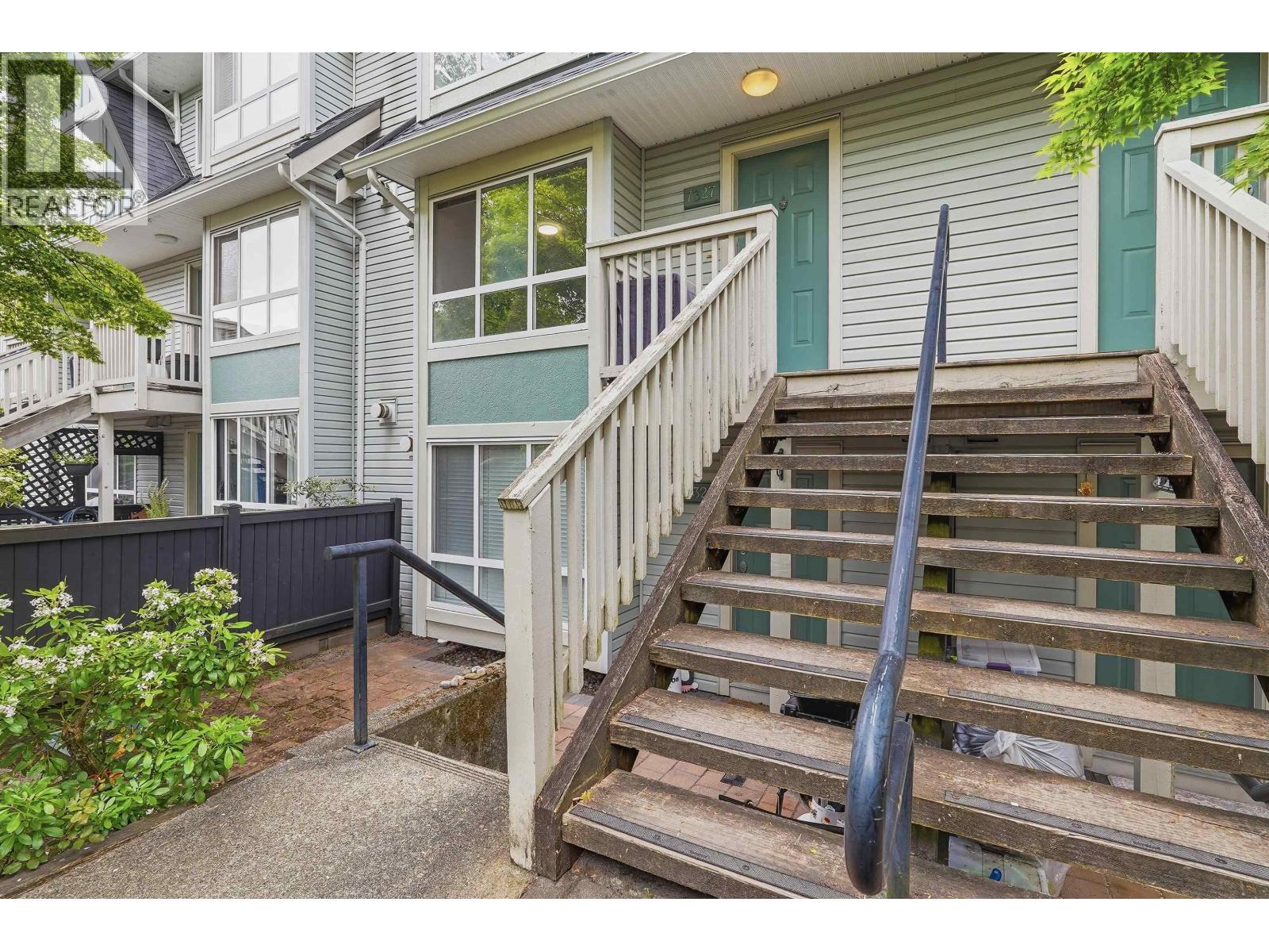 7327 Magnolia Terrace, Burnaby, British Columbia  V5E 4M3 - Photo 31 - R3121870
