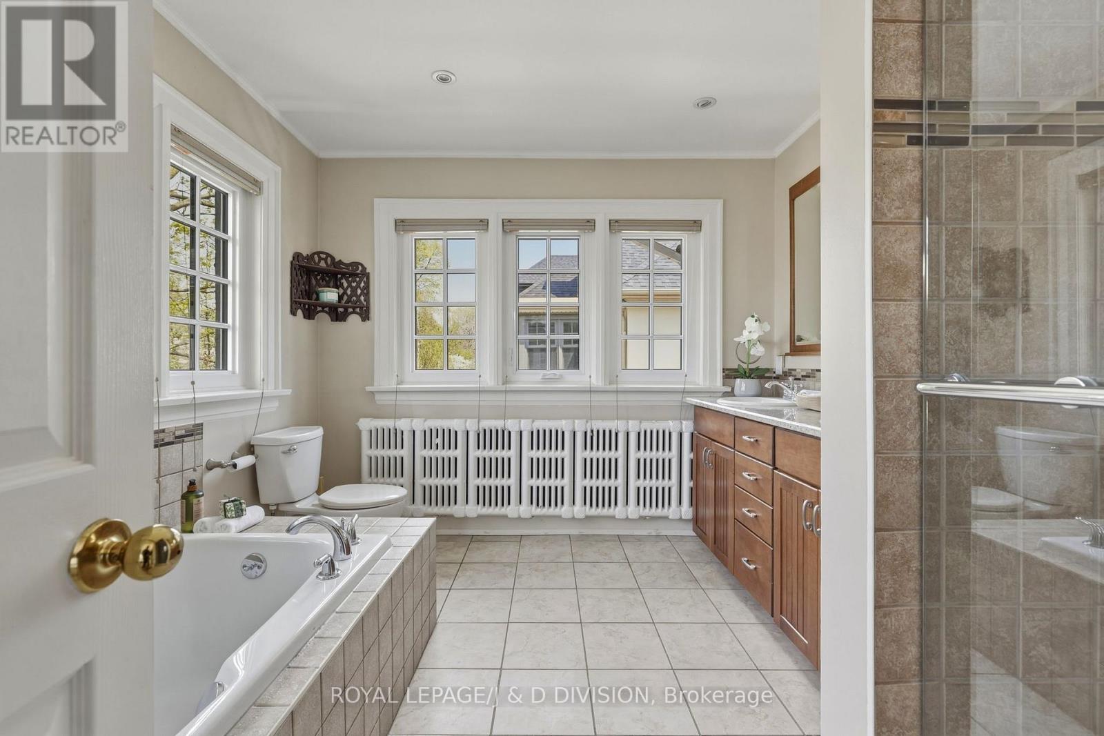 102 Ridge Drive, Toronto, Ontario M4T 1B8 - Photo 23 - C13111812