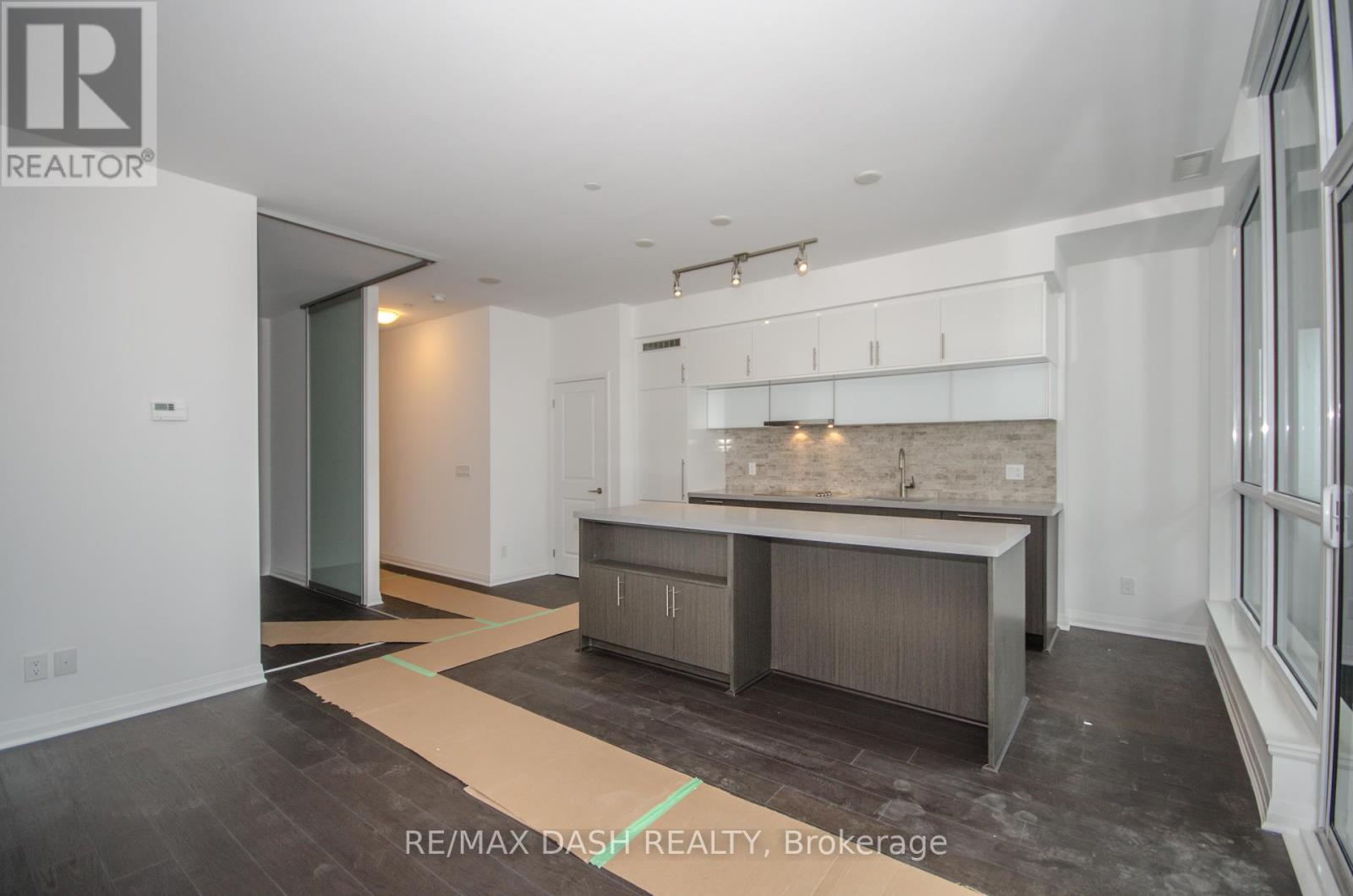 504 - 8 Mercer Street, Toronto, Ontario  M5V 0C4 - Photo 11 - C13111886