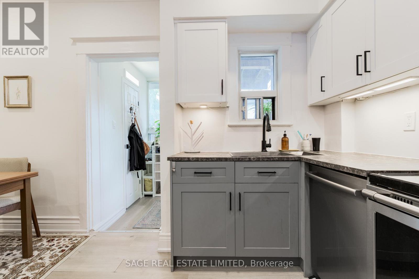 Main - 37 Rusholme Road, Toronto, Ontario  M6J 3H3 - Photo 11 - C13111912