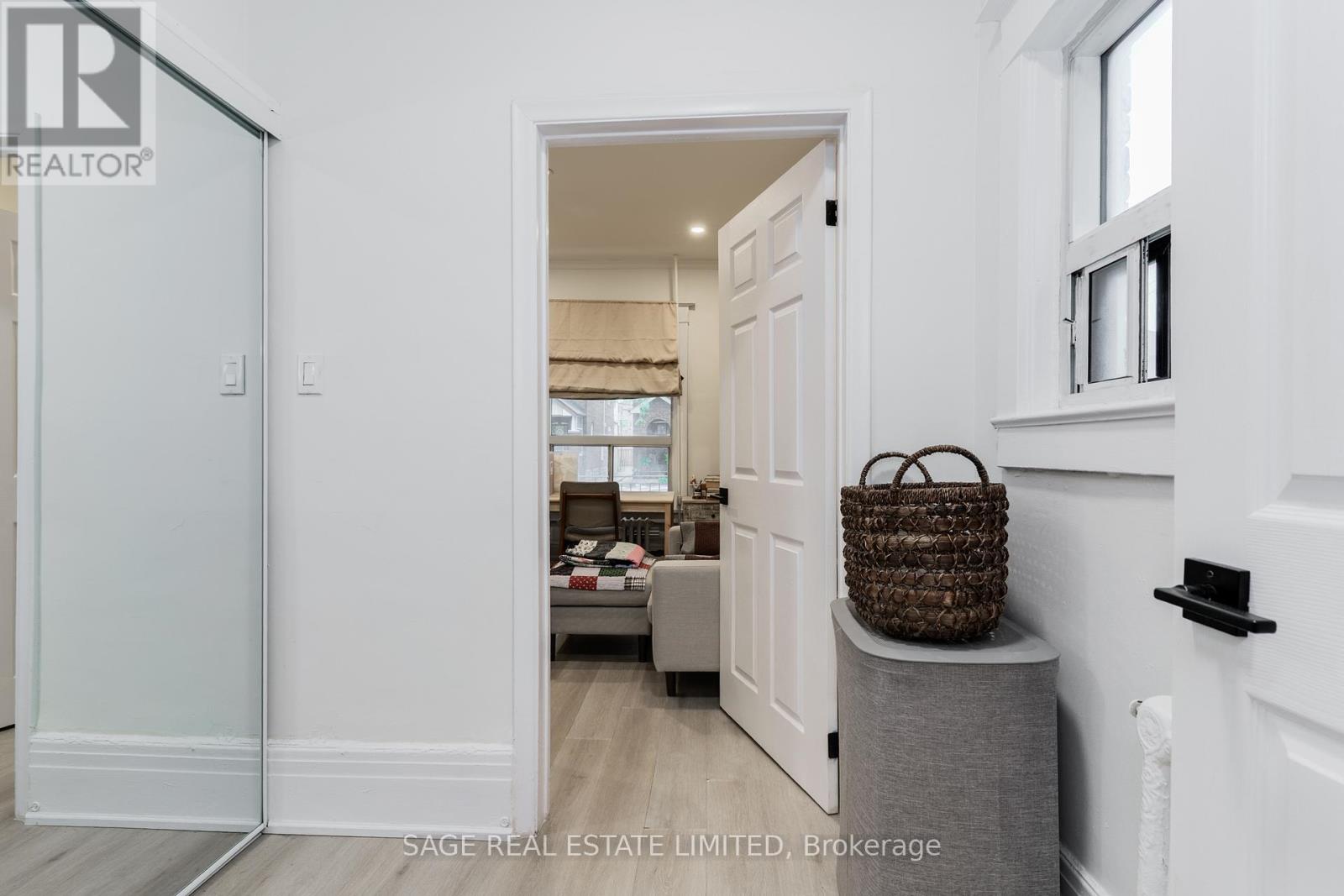 Main - 37 Rusholme Road, Toronto, Ontario  M6J 3H3 - Photo 16 - C13111912