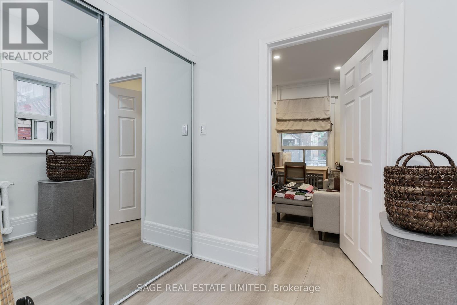 Main - 37 Rusholme Road, Toronto, Ontario  M6J 3H3 - Photo 18 - C13111912