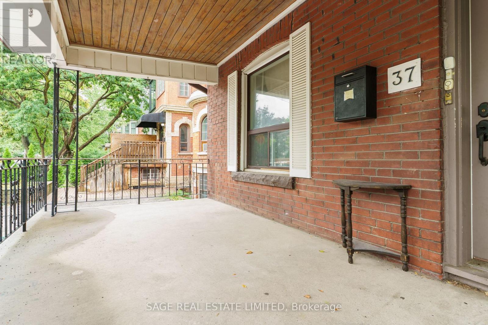Main - 37 Rusholme Road, Toronto, Ontario  M6J 3H3 - Photo 38 - C13111912
