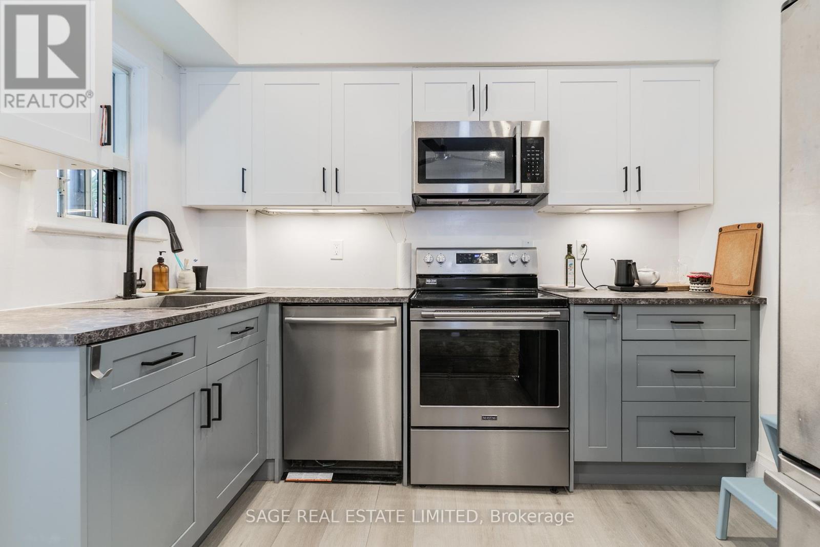 Main - 37 Rusholme Road, Toronto, Ontario  M6J 3H3 - Photo 5 - C13111912