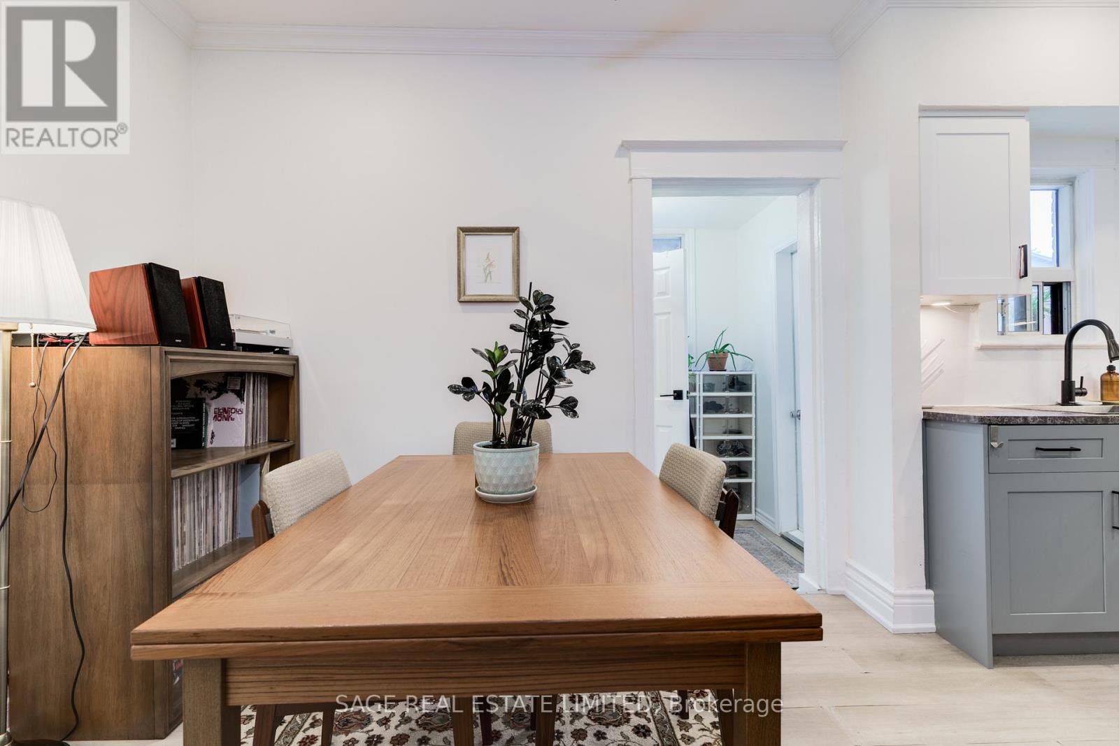 Main - 37 Rusholme Road, Toronto, Ontario  M6J 3H3 - Photo 9 - C13111912