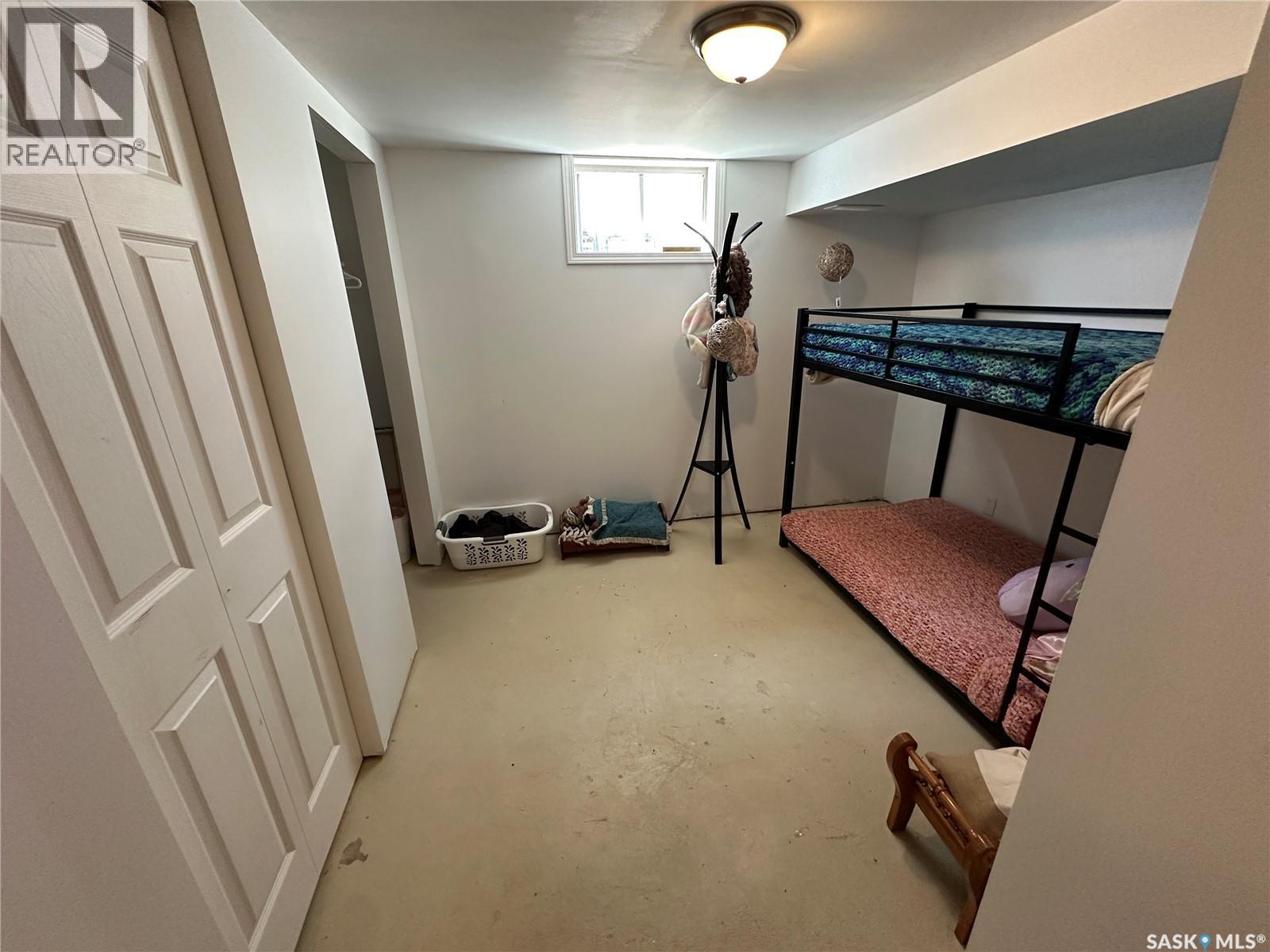 1020 4th Avenue, Rosthern, Saskatchewan  S0K 3R0 - Photo 18 - SK035589