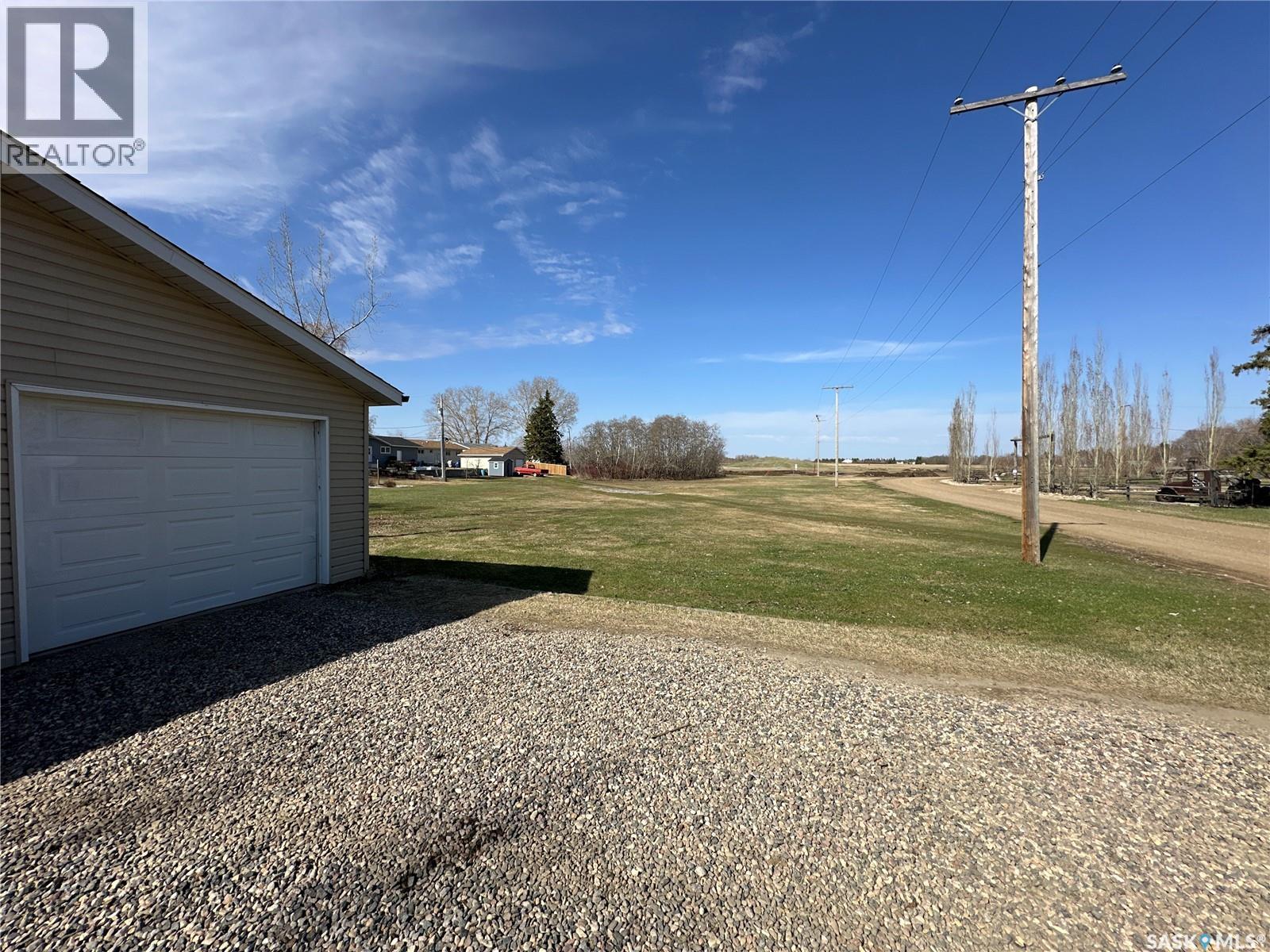 1020 4th Avenue, Rosthern, Saskatchewan  S0K 3R0 - Photo 27 - SK035589