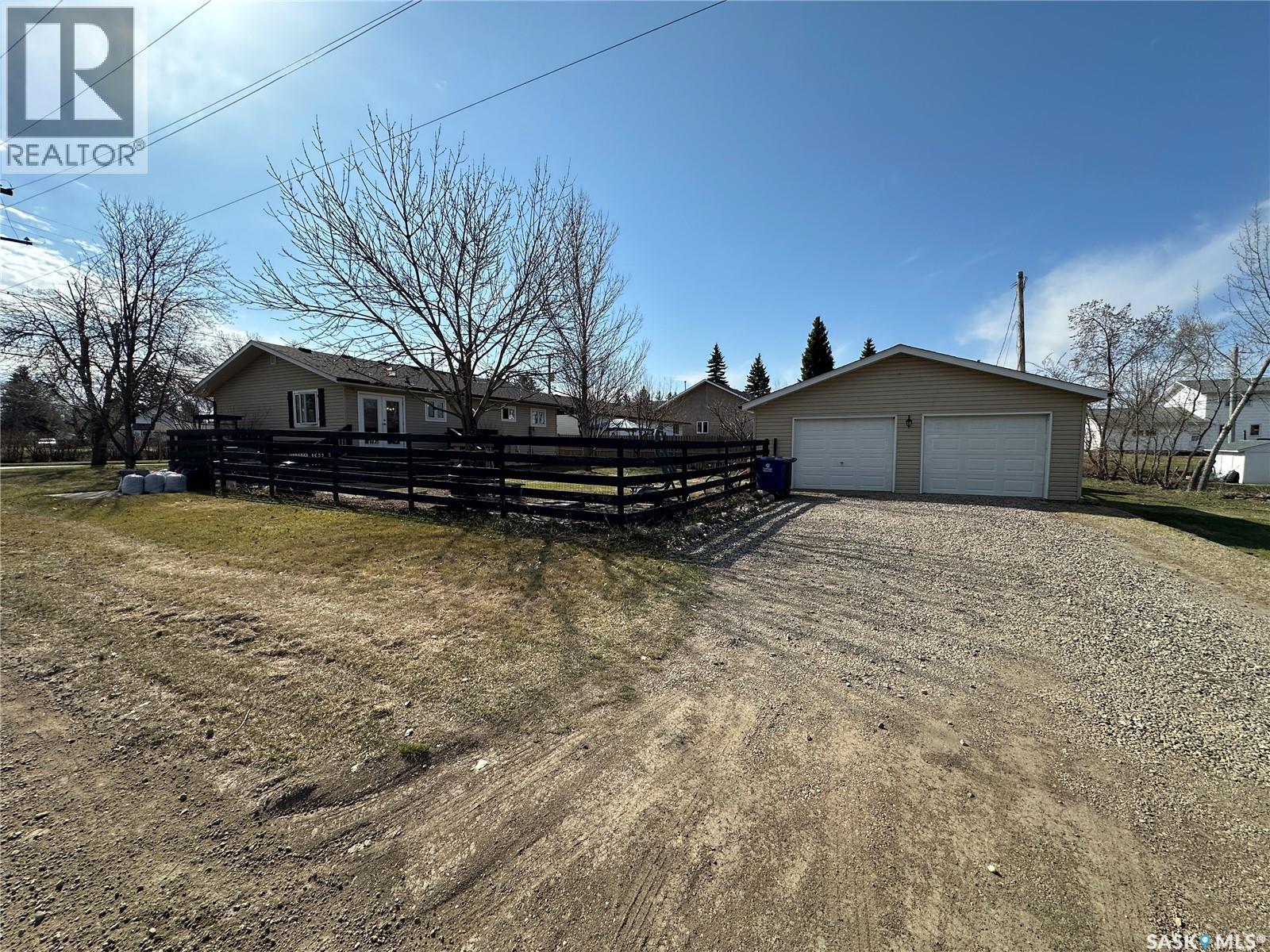 1020 4th Avenue, Rosthern, Saskatchewan  S0K 3R0 - Photo 32 - SK035589
