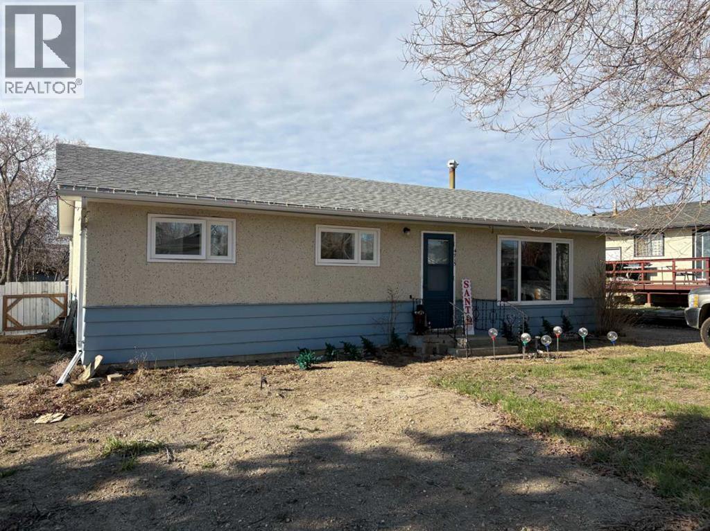 4715 47 Avenue, Grimshaw, Alberta  T0H 1W0 - Photo 1 - A2309825