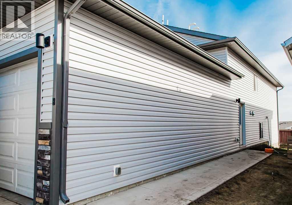 9541 113 Avenue, Clairmont, Alberta  T8X 5C2 - Photo 4 - A2307712