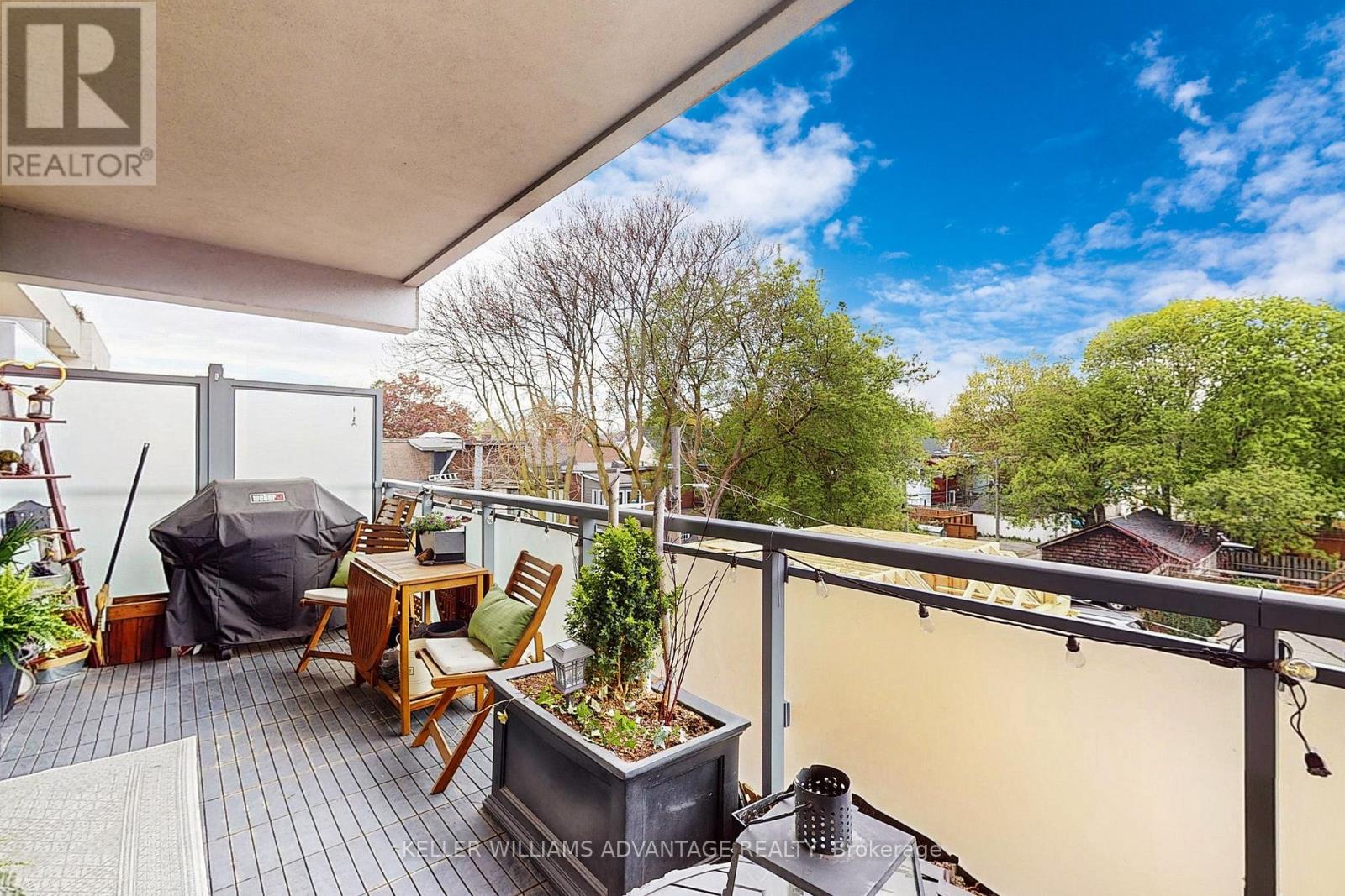 308 - 200 Woodbine Avenue, Toronto, Ontario  M4L 3P2 - Photo 23 - E13111818