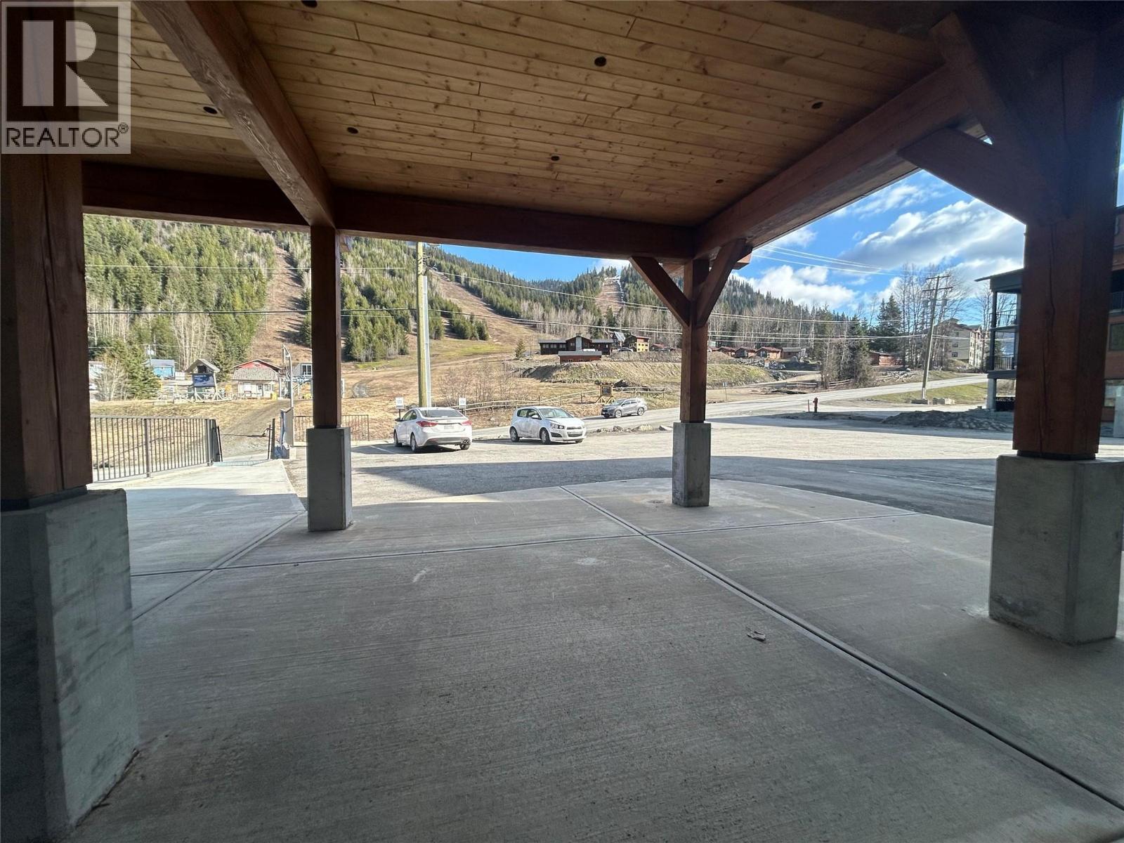 1130 Sun Peaks Road Unit# A & B, Sun Peaks, British Columbia V0E 5N0 - Photo 6 - 10386360