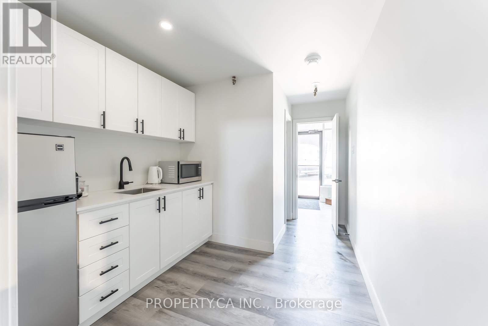 B4 - 311 Bowes Road, Vaughan, Ontario L4K 1J1 - Photo 16 - N13111860