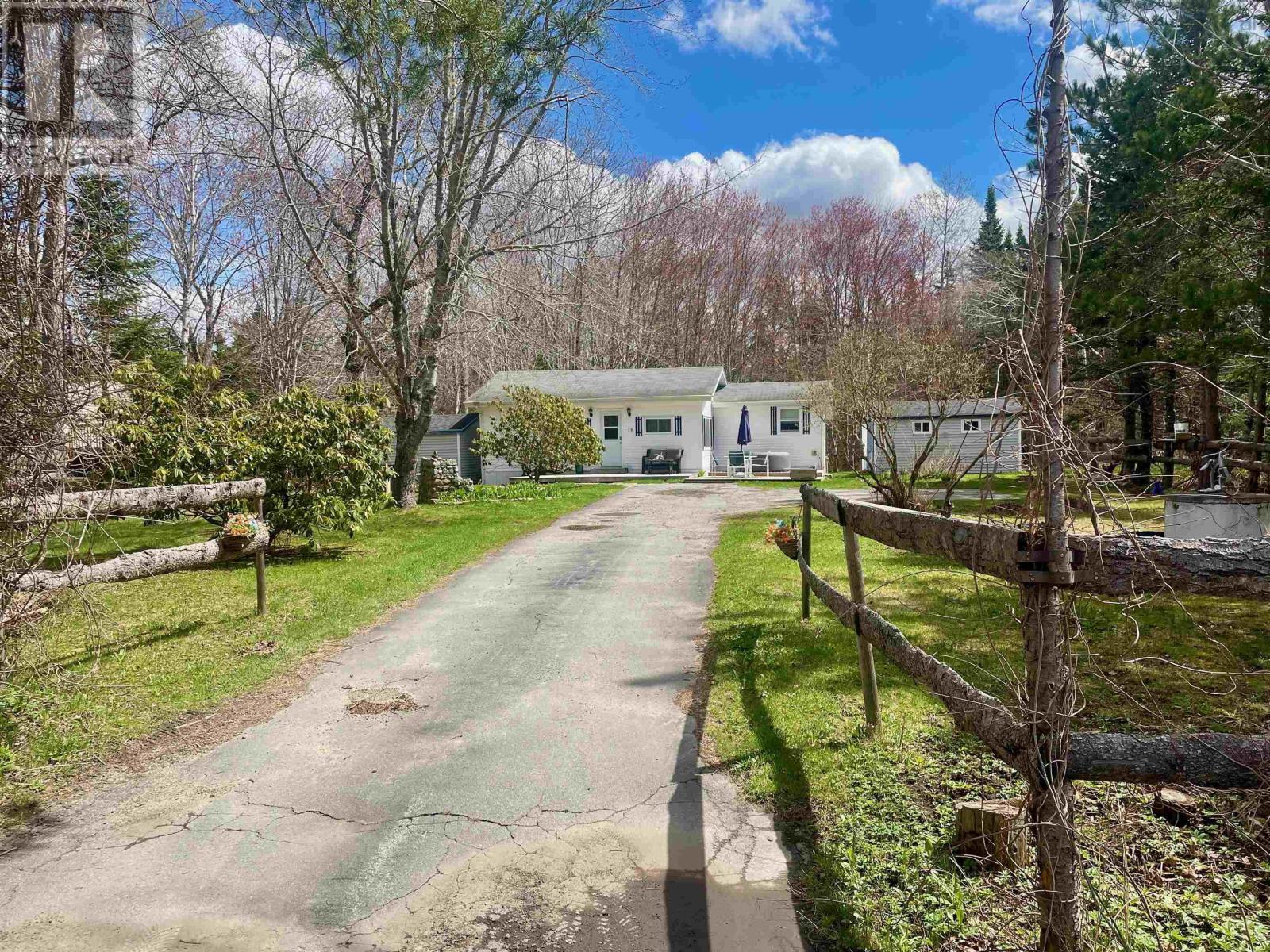 78 Hillcrest Road, Chester Basin, Nova Scotia  B0J 1K0 - Photo 4 - 202605369
