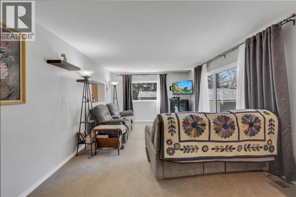 5221 52 Street, Mirror, Alberta  T0C 3C0 - Photo 17 - A2308904