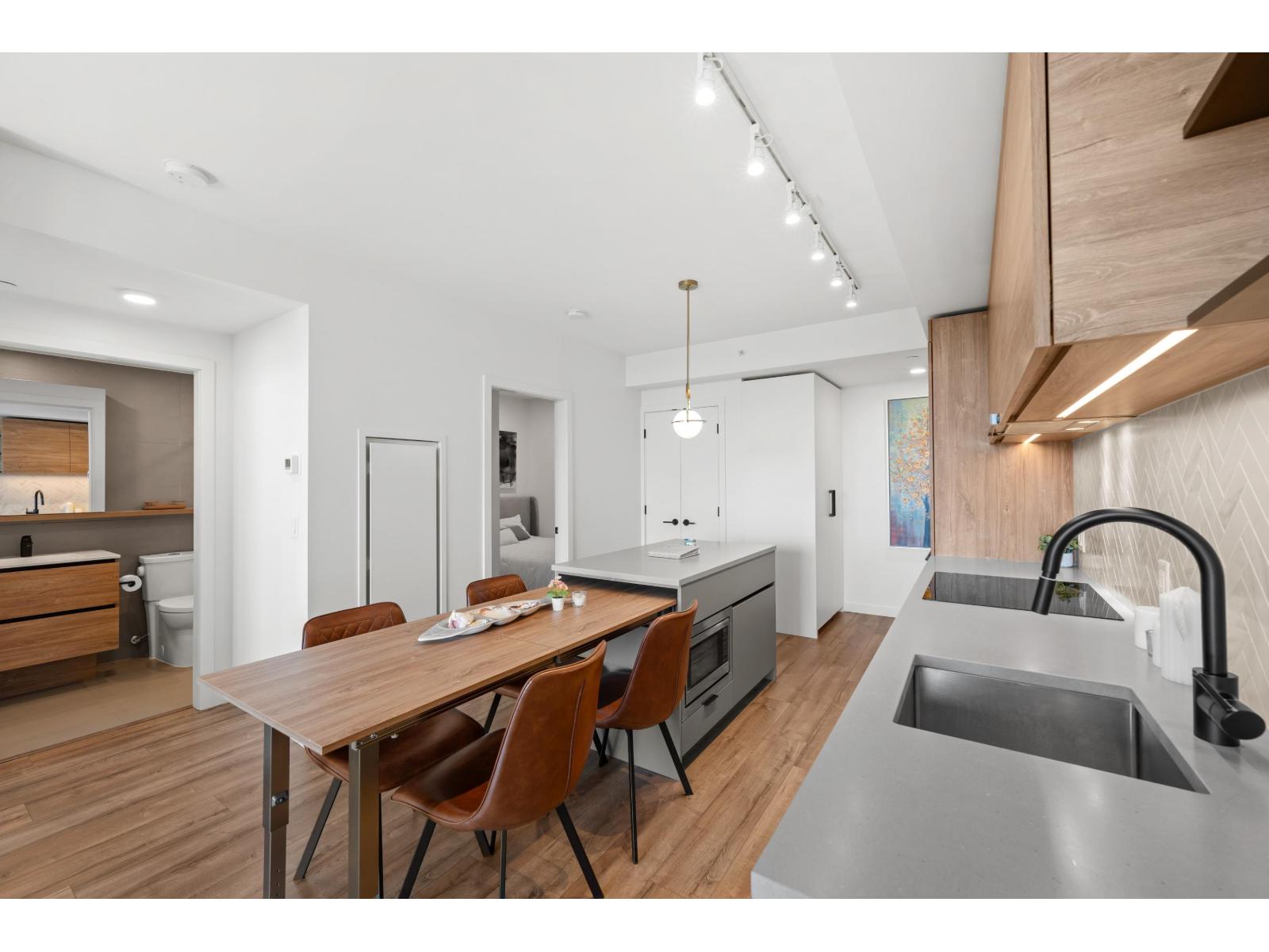 1712 10448 University Drive, Surrey, British Columbia  V3T 0S7 - Photo 15 - R3121940