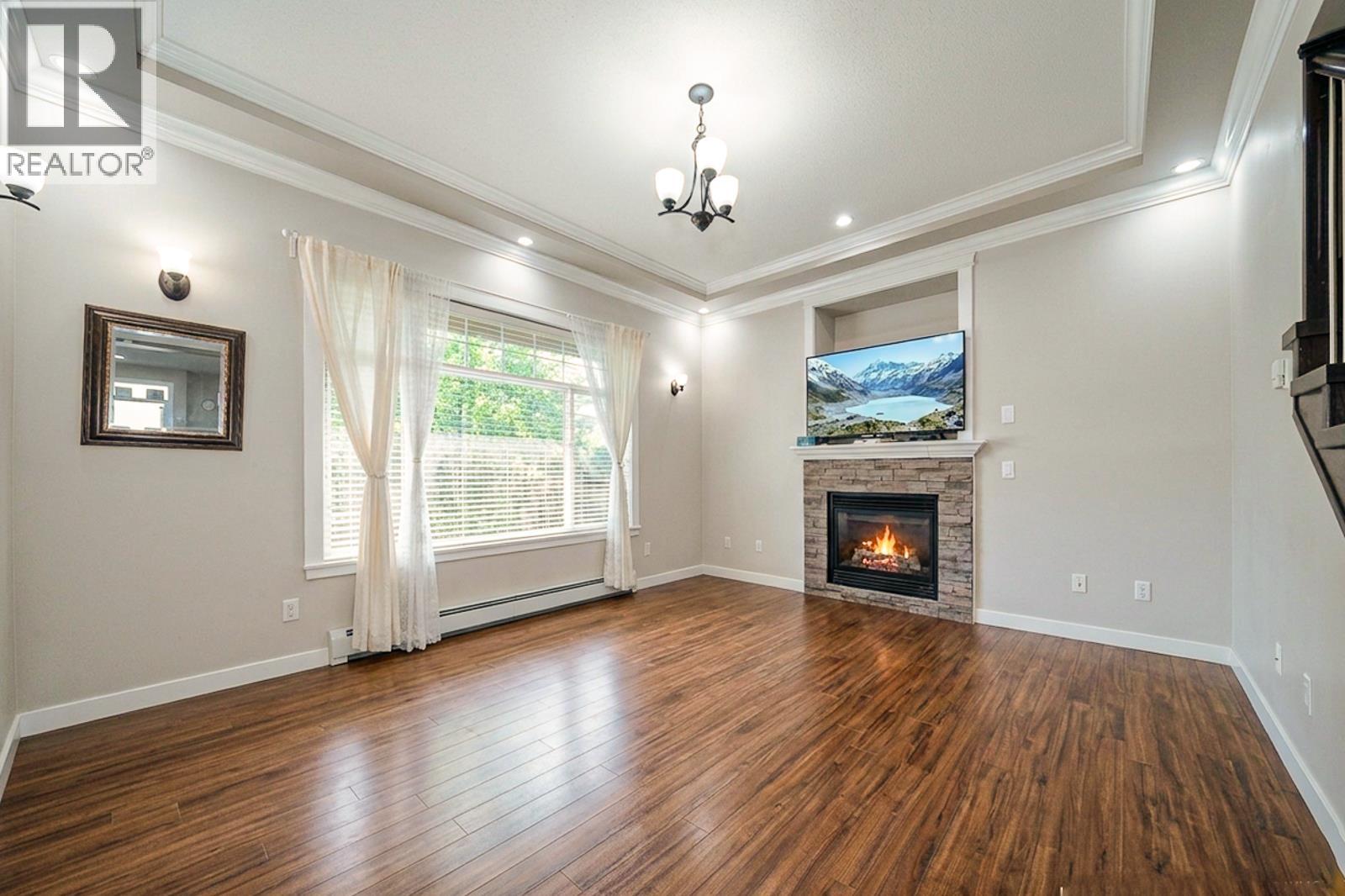 217 Jackson Street, Coquitlam, British Columbia  V3K 4C1 - Photo 8 - R3117157