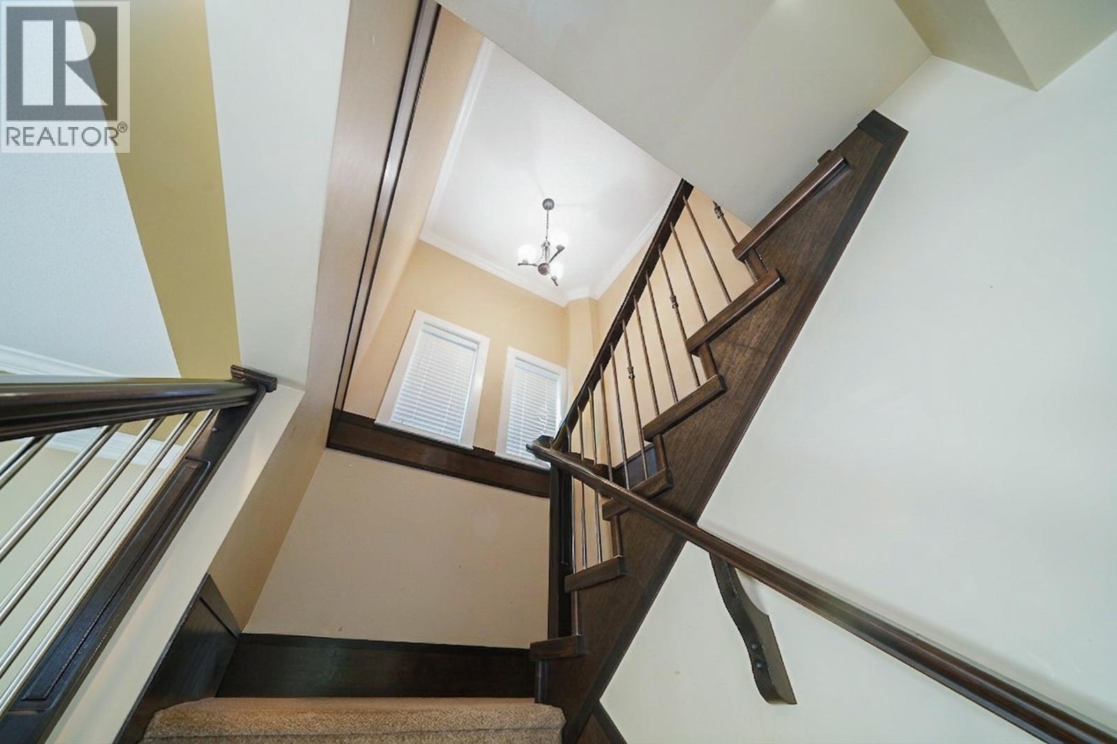 217 Jackson Street, Coquitlam, British Columbia  V3K 4C1 - Photo 15 - R3117157