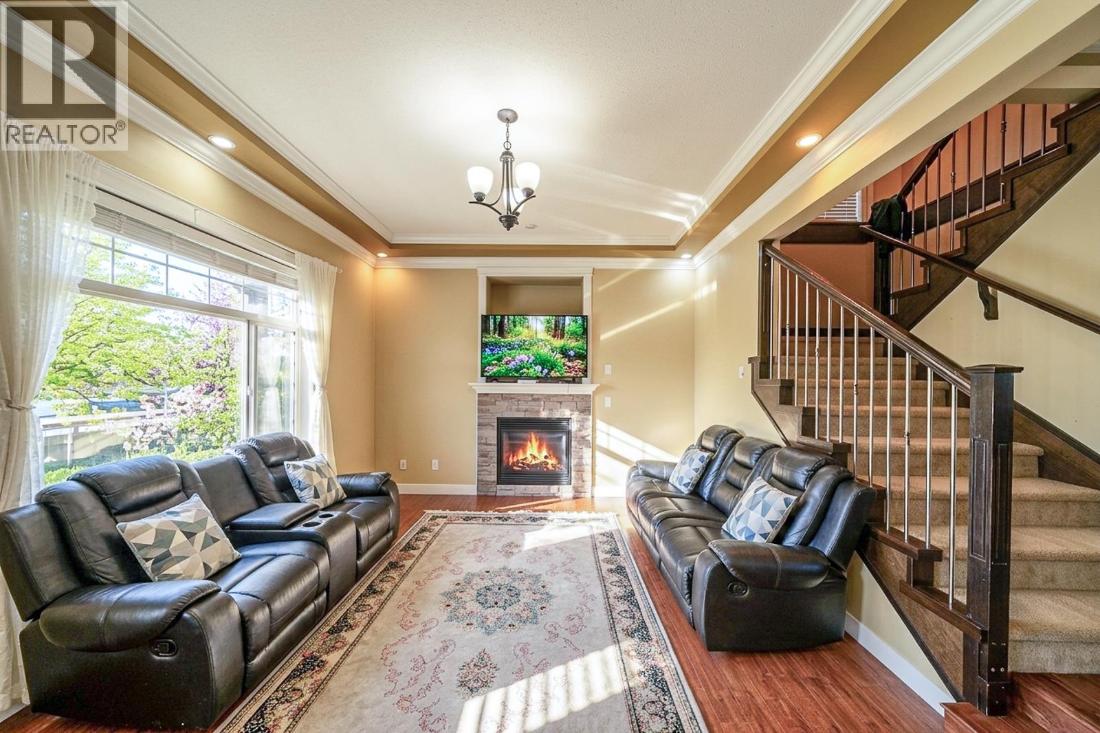 217 Jackson Street, Coquitlam, British Columbia  V3K 4C1 - Photo 9 - R3117157