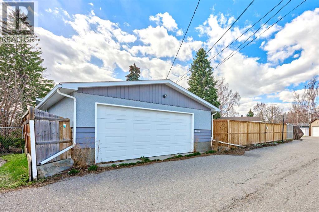 2940 Blakiston Drive NW, Calgary, Alberta  T2L 1L6 - Photo 36 - A2307557