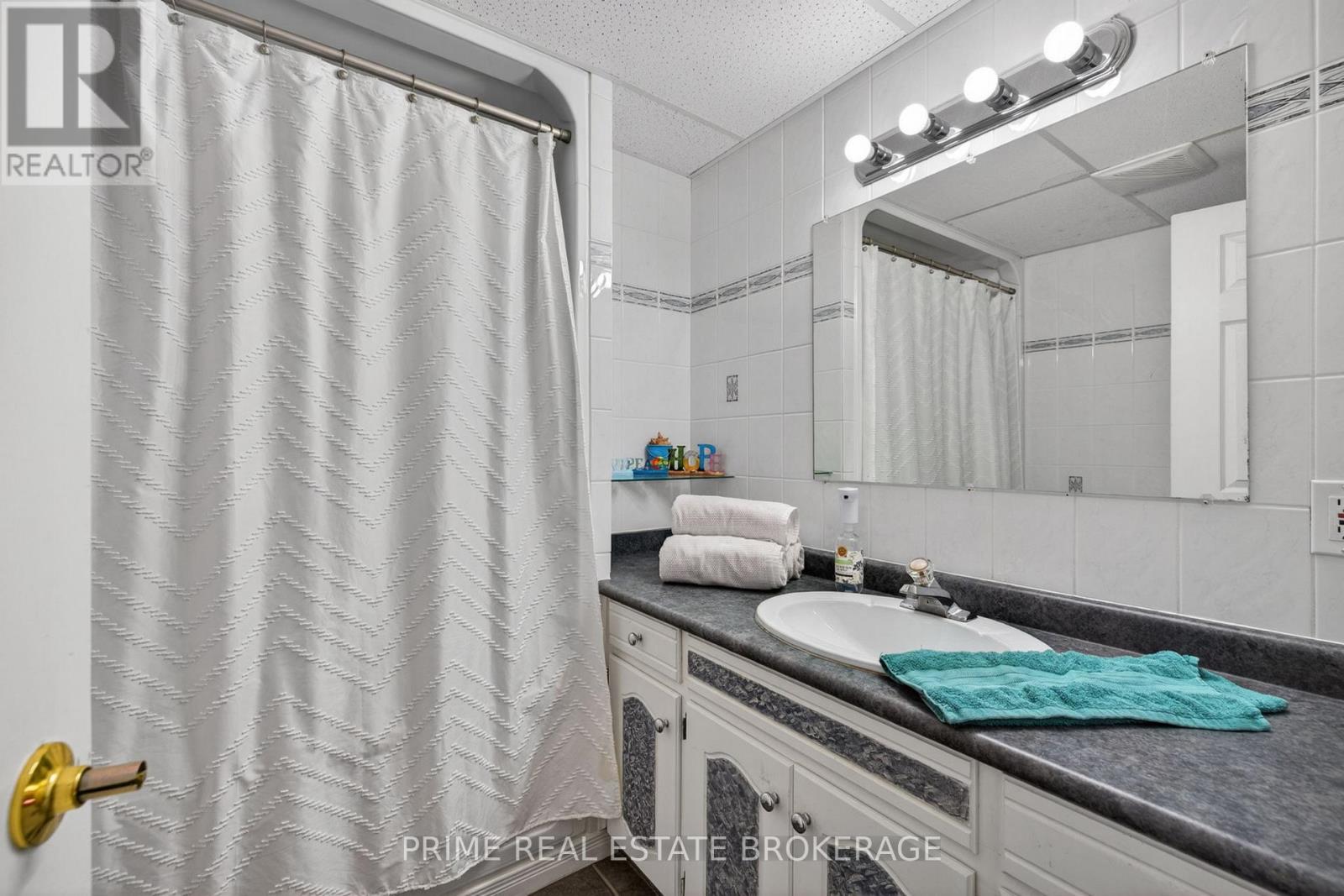 273 Appin Road, Southwest Middlesex, Ontario  N0L 1M0 - Photo 28 - X13112308