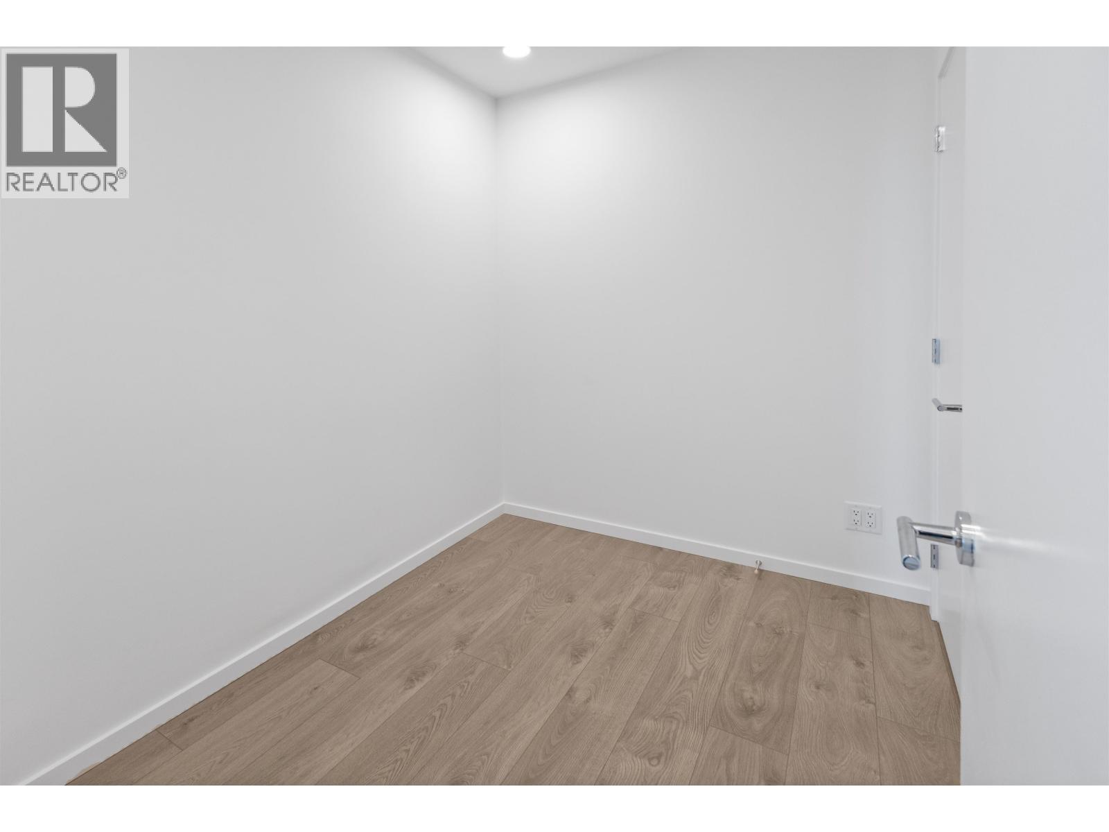 301 6200 Minoru Boulevard, Richmond, British Columbia  V6Y 0M9 - Photo 8 - R3084932