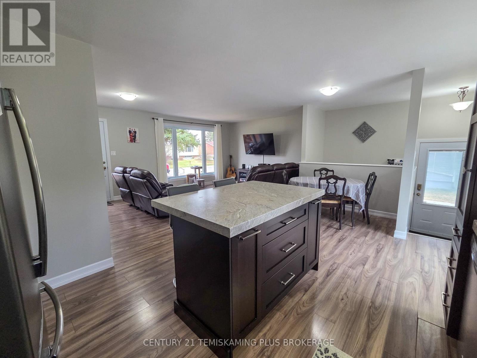 254 Laurette Street, Temiskaming Shores, Ontario  P0J 1P0 - Photo 7 - T13112144