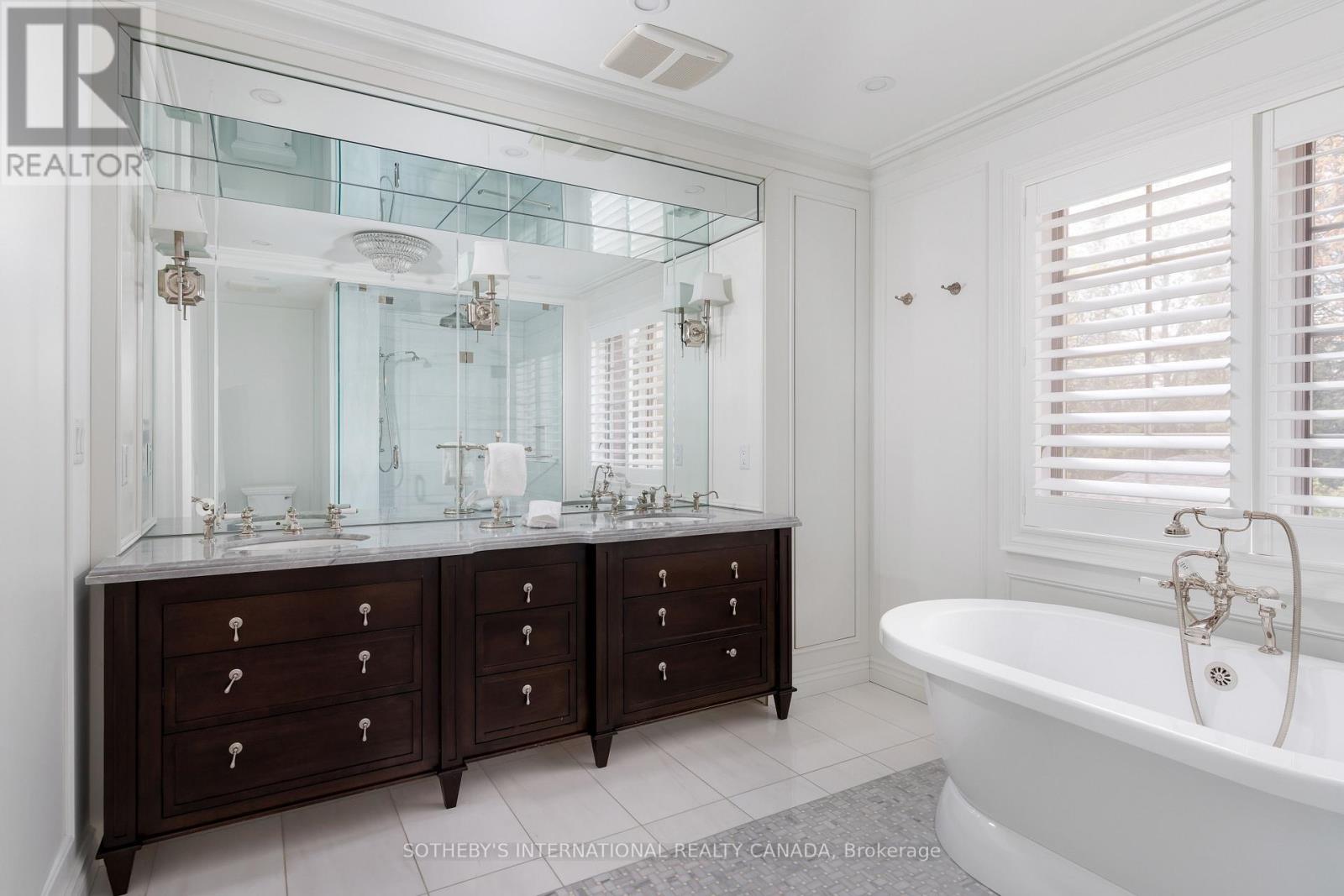 70 King Georges Road, Toronto, Ontario  M8X 1L9 - Photo 22 - W13111788