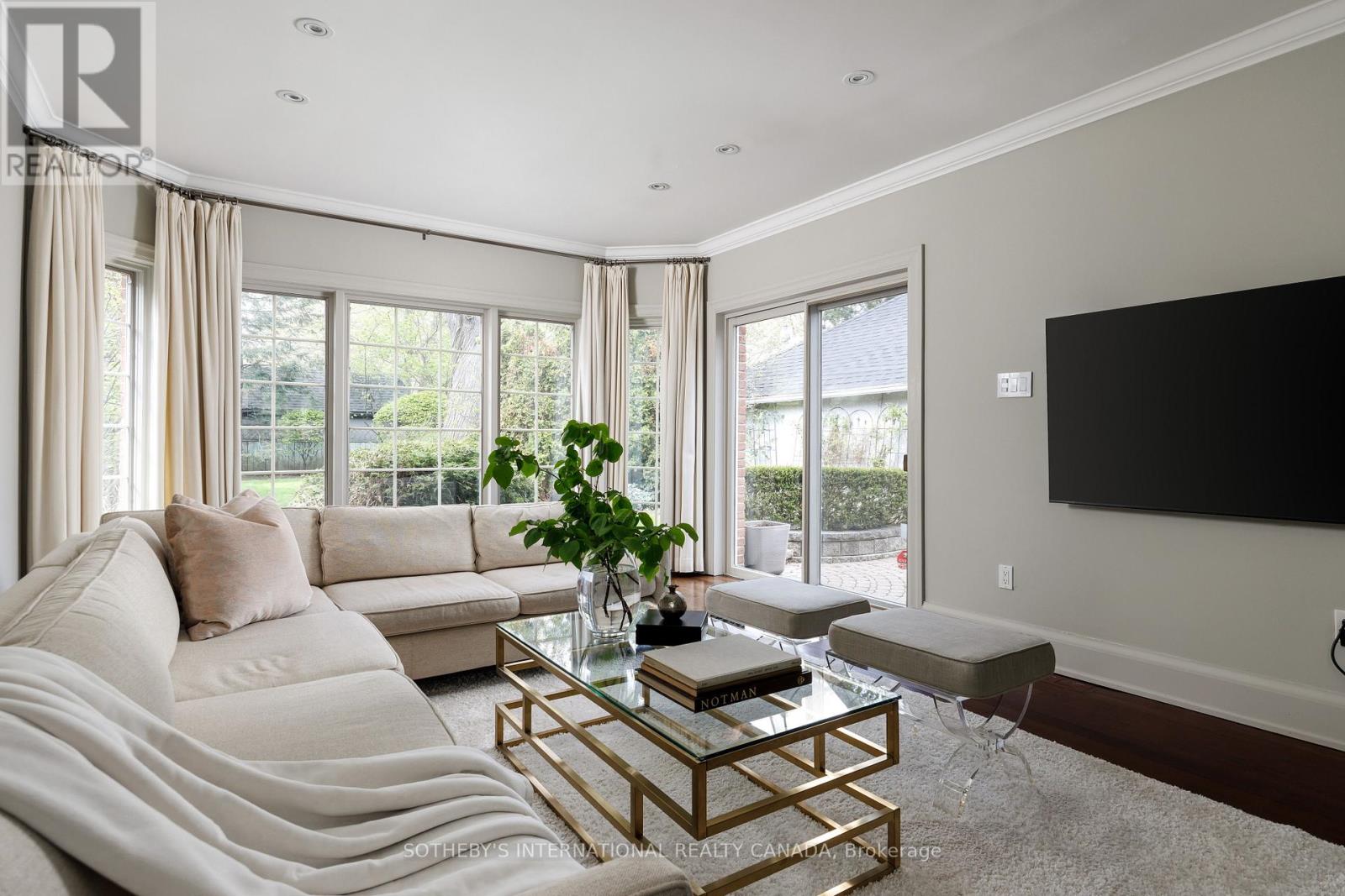 70 King Georges Road, Toronto, Ontario  M8X 1L9 - Photo 9 - W13111788