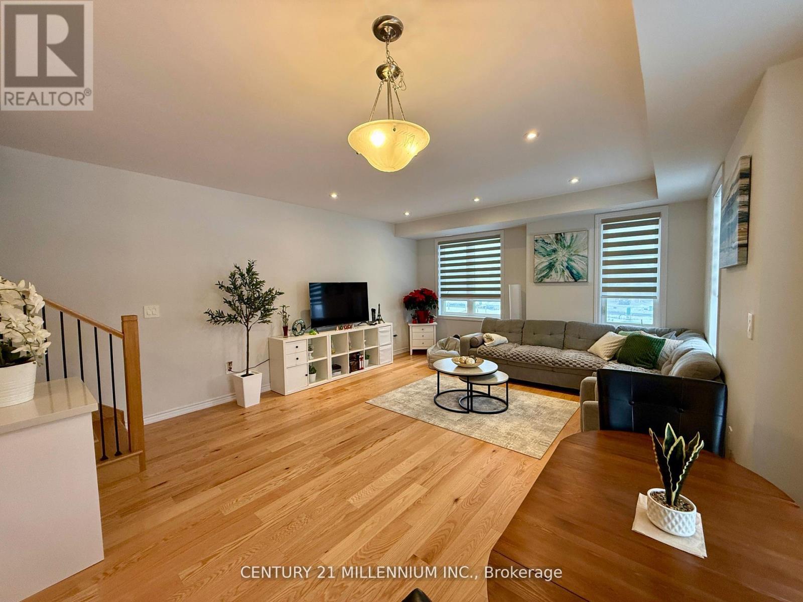 1285 National Valley Drive, Mississauga (East Credit), Ontario  L5V 0E9 - Photo 8 - W13111826