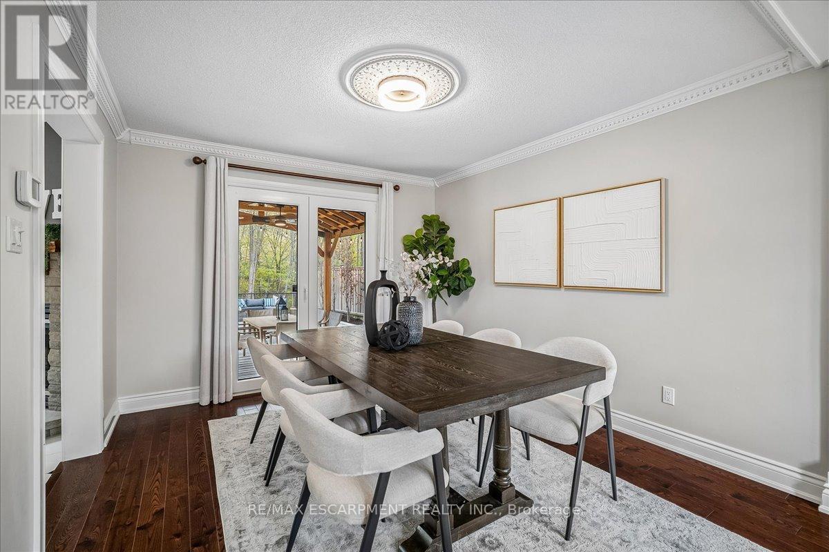 1257 Mccraney Street E, Oakville, Ontario  L6H 3A3 - Photo 15 - W13111828
