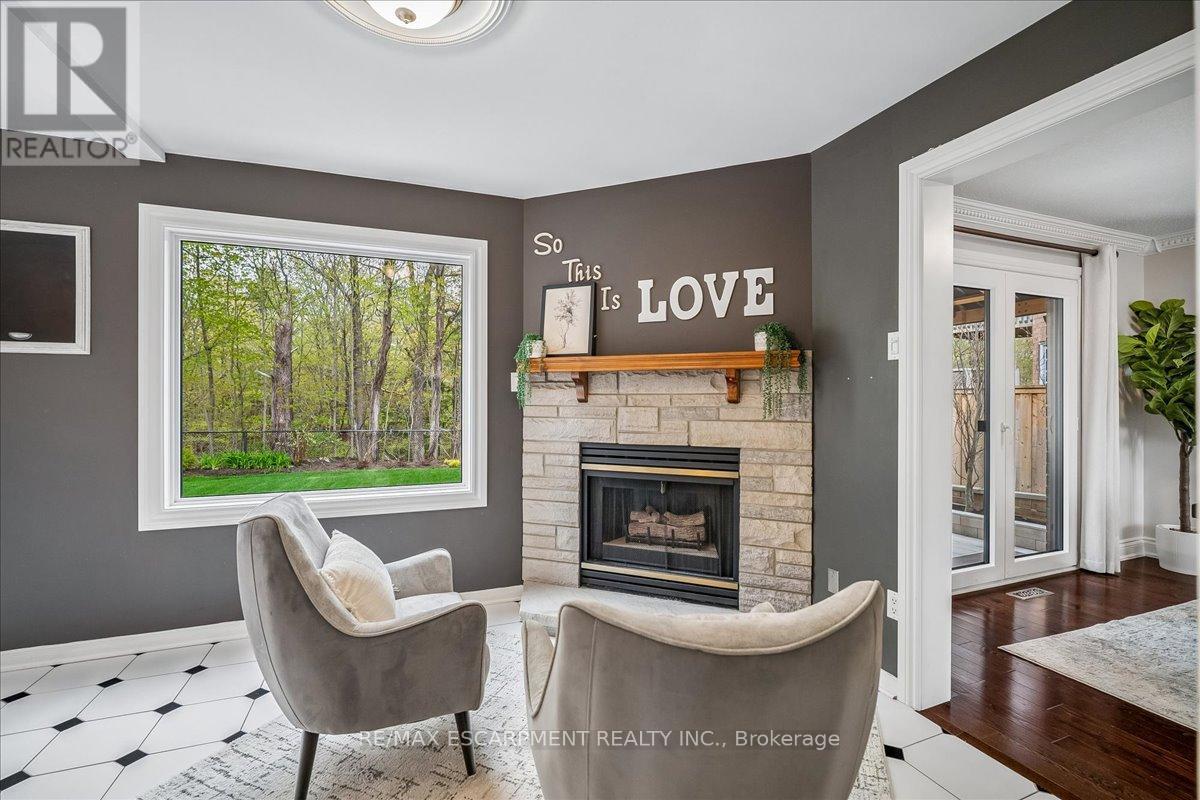 1257 Mccraney Street E, Oakville, Ontario  L6H 3A3 - Photo 18 - W13111828