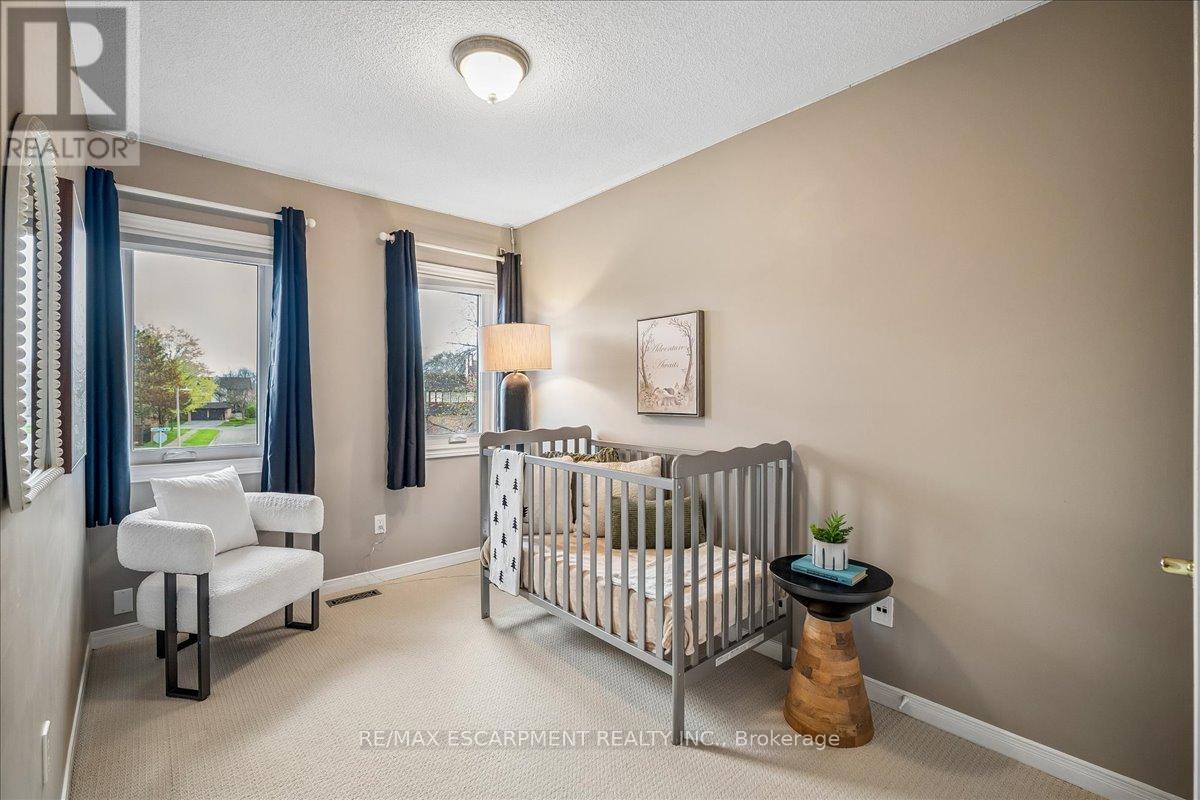 1257 Mccraney Street E, Oakville, Ontario  L6H 3A3 - Photo 27 - W13111828