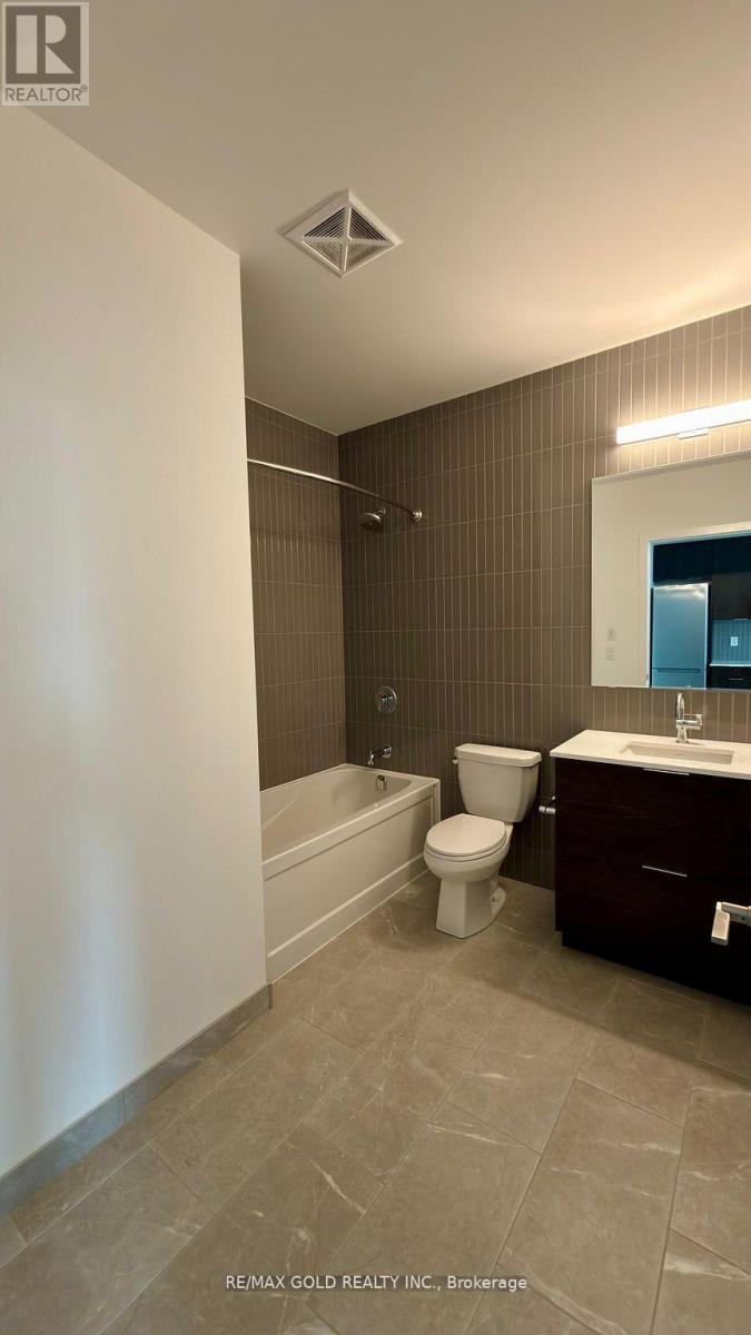 615 - 2501 Saw Whet Boulevard, Oakville, Ontario  L6M 5N2 - Photo 4 - W13111834