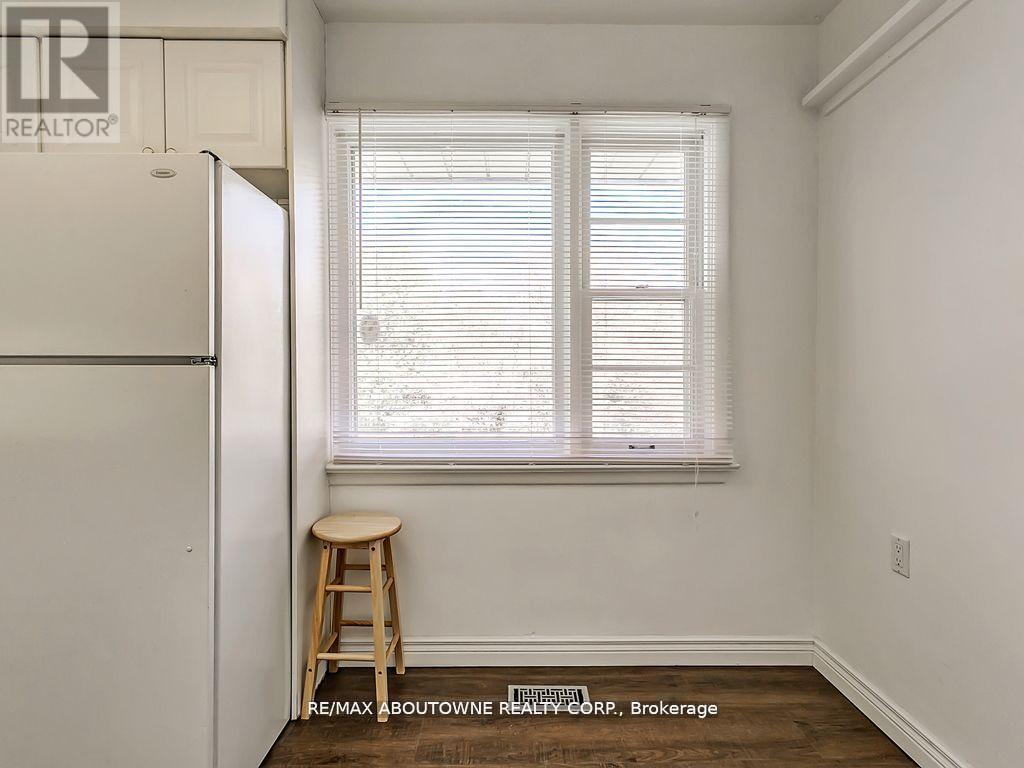 2067 Devon Road, Oakville, Ontario  L6J 2N1 - Photo 11 - W13111852