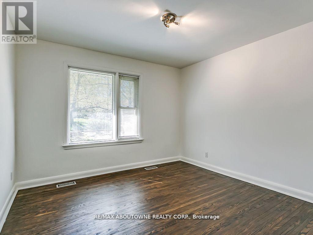 2067 Devon Road, Oakville, Ontario  L6J 2N1 - Photo 16 - W13111852
