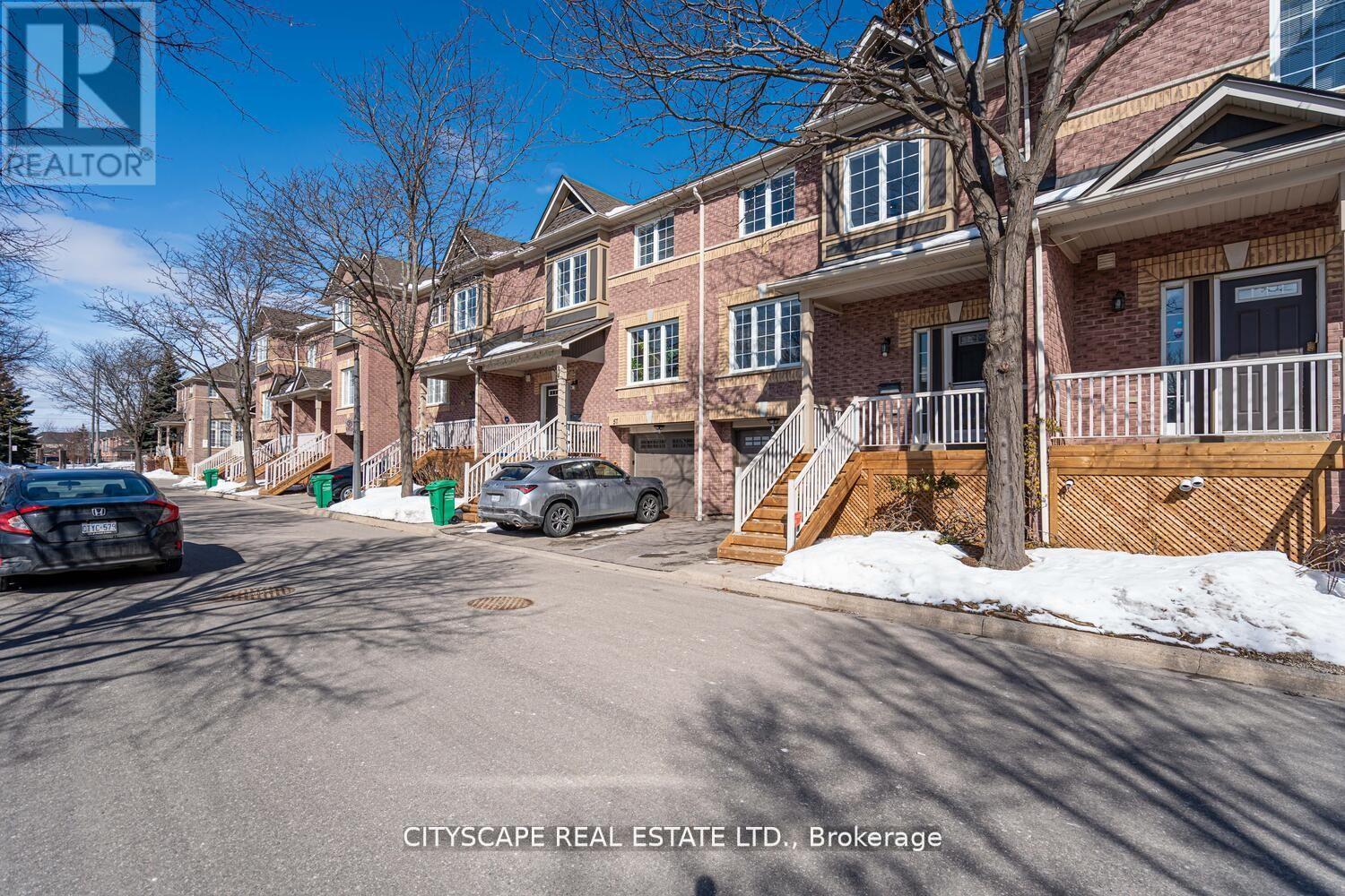 58 - 5535 Glen Erin Drive, Mississauga, Ontario  L5M 6H1 - Photo 2 - W13111872