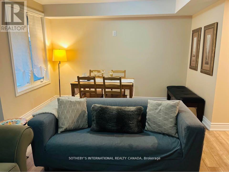 1431 Rolph Terrace, Milton, Ontario  L9T 7E1 - Photo 7 - W13111890