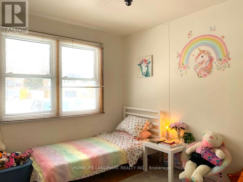 860 Francis Road, Burlington, Ontario  L7T 3Y2 - Photo 7 - W13111920