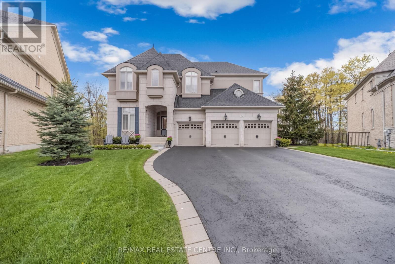 14 Canis Street, Brampton, Ontario  L6X 2Y5 - Photo 5 - W13111940