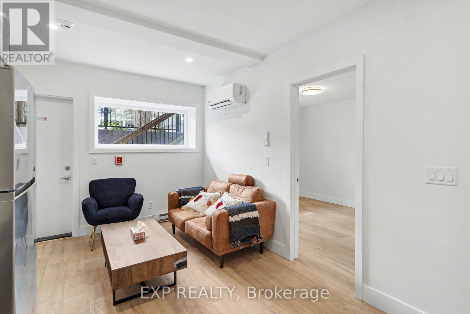 A - 61 Pinehurst Avenue, Ottawa, Ontario  K1Y 1K5 - Photo 11 - X13112154