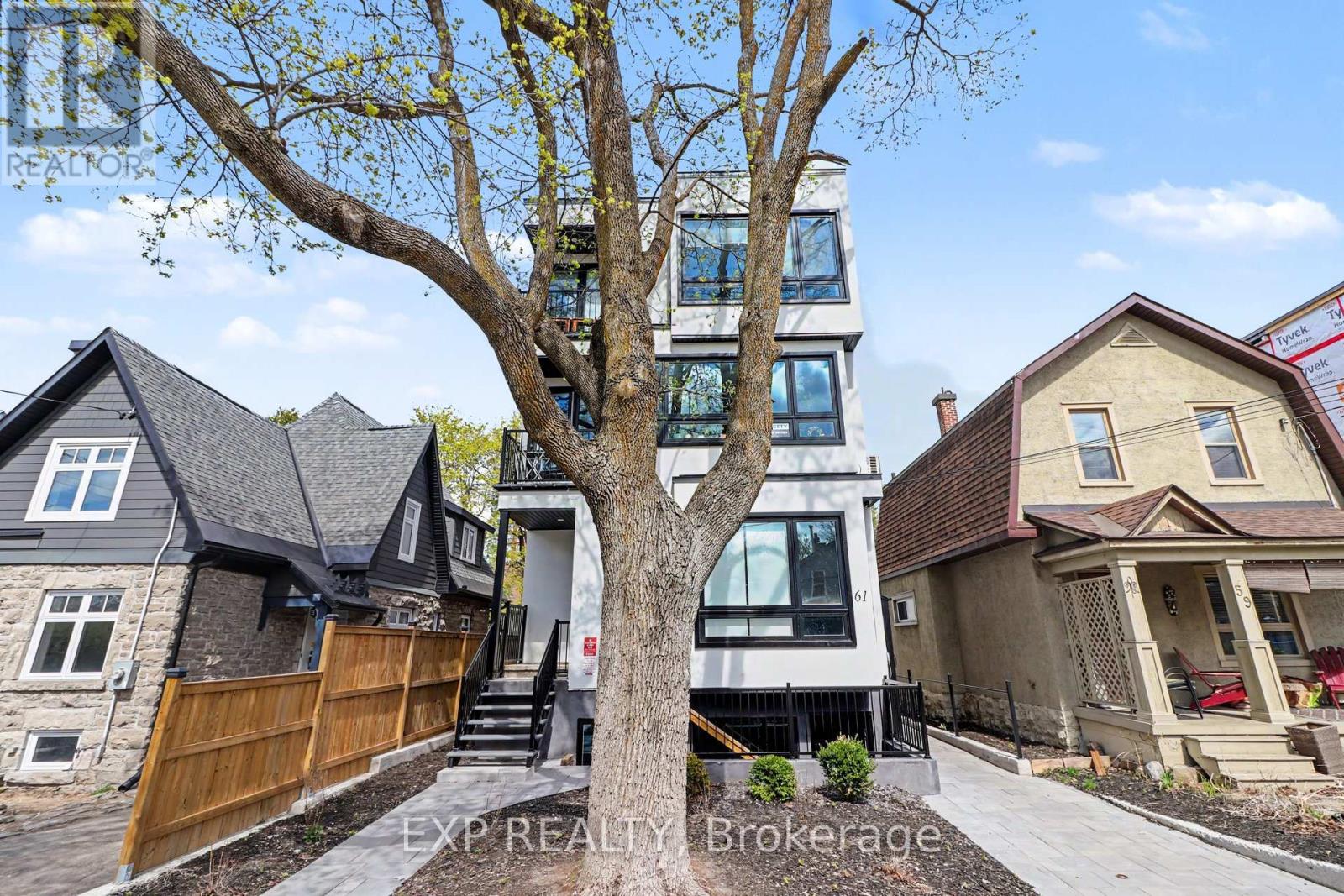 A - 61 Pinehurst Avenue, Ottawa, Ontario  K1Y 1K5 - Photo 3 - X13112154