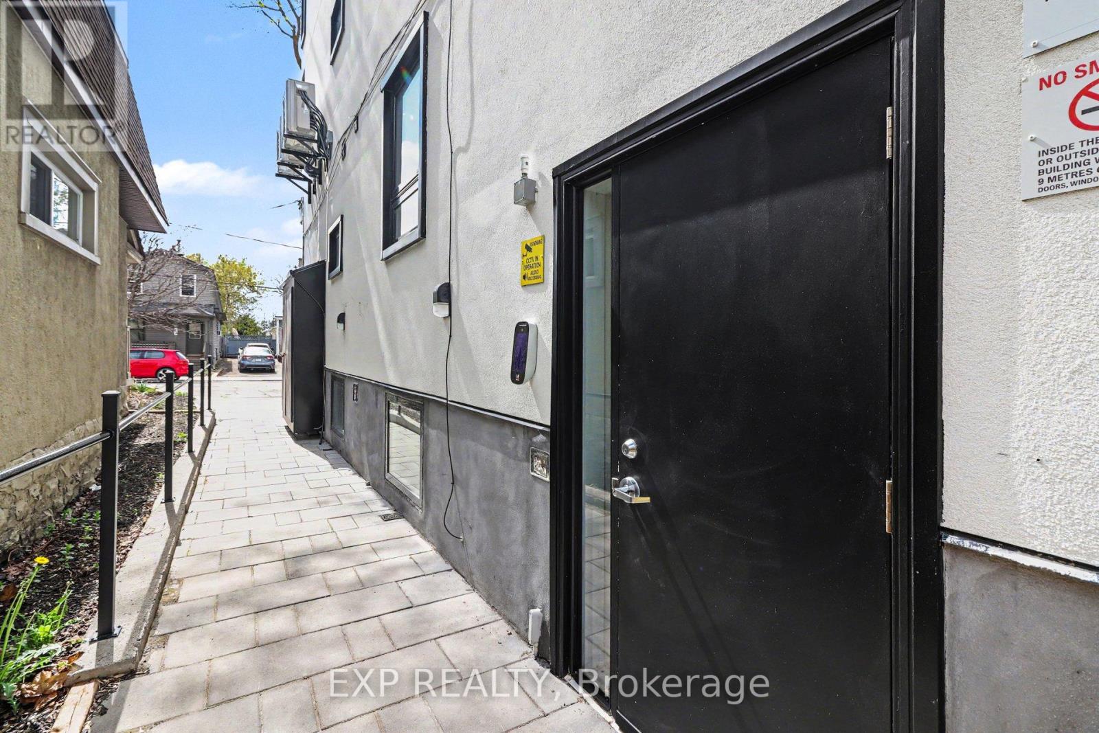 A - 61 Pinehurst Avenue, Ottawa, Ontario  K1Y 1K5 - Photo 5 - X13112154