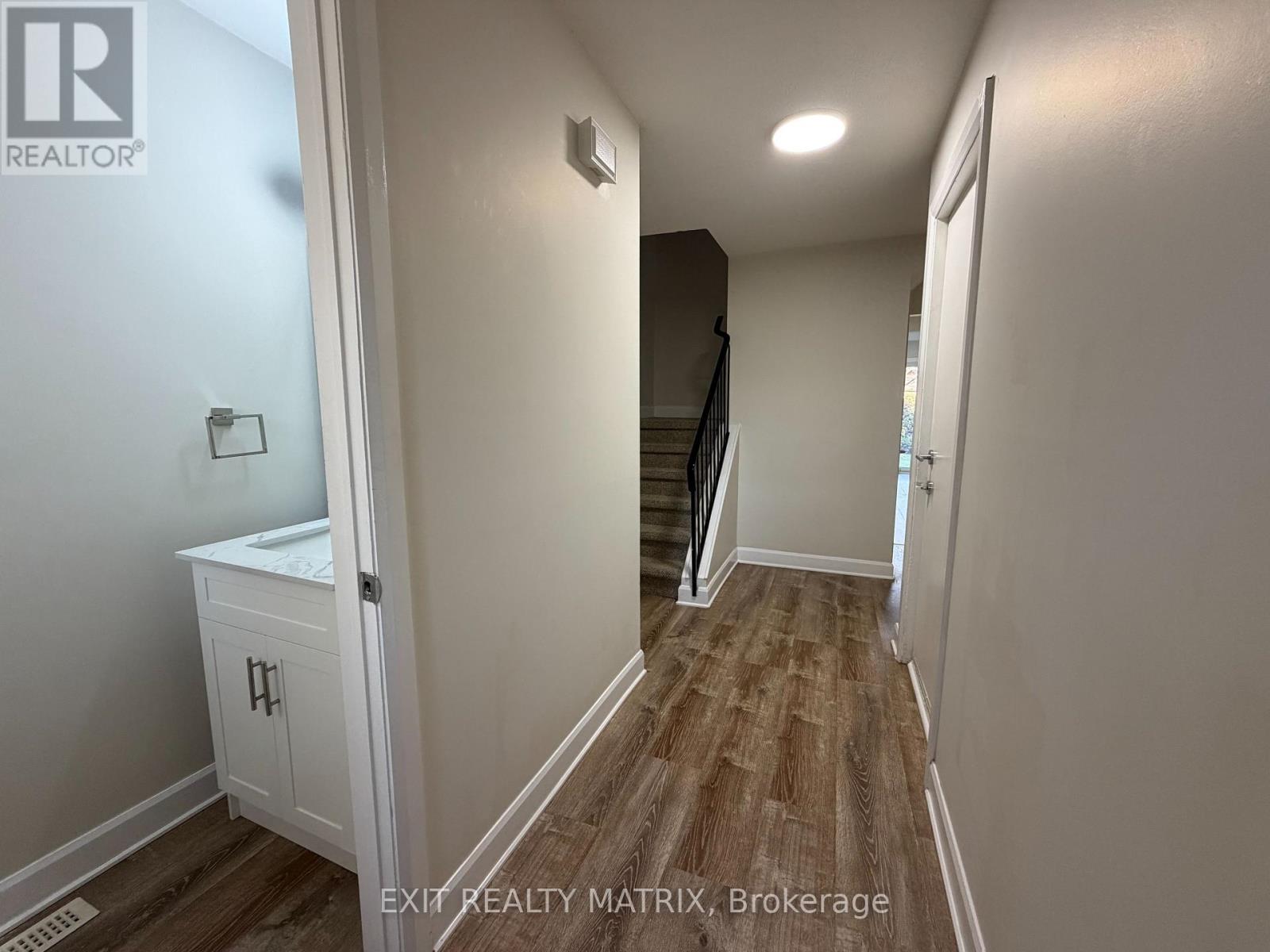102 Bujold Court, Ottawa, Ontario  K2L 3N4 - Photo 14 - X13112172