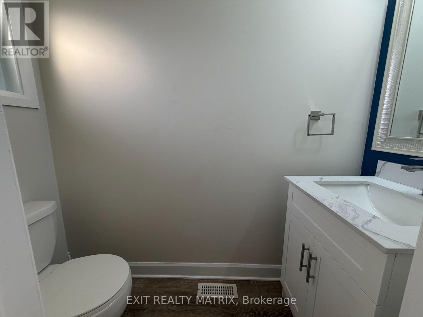 102 Bujold Court, Ottawa, Ontario  K2L 3N4 - Photo 7 - X13112172