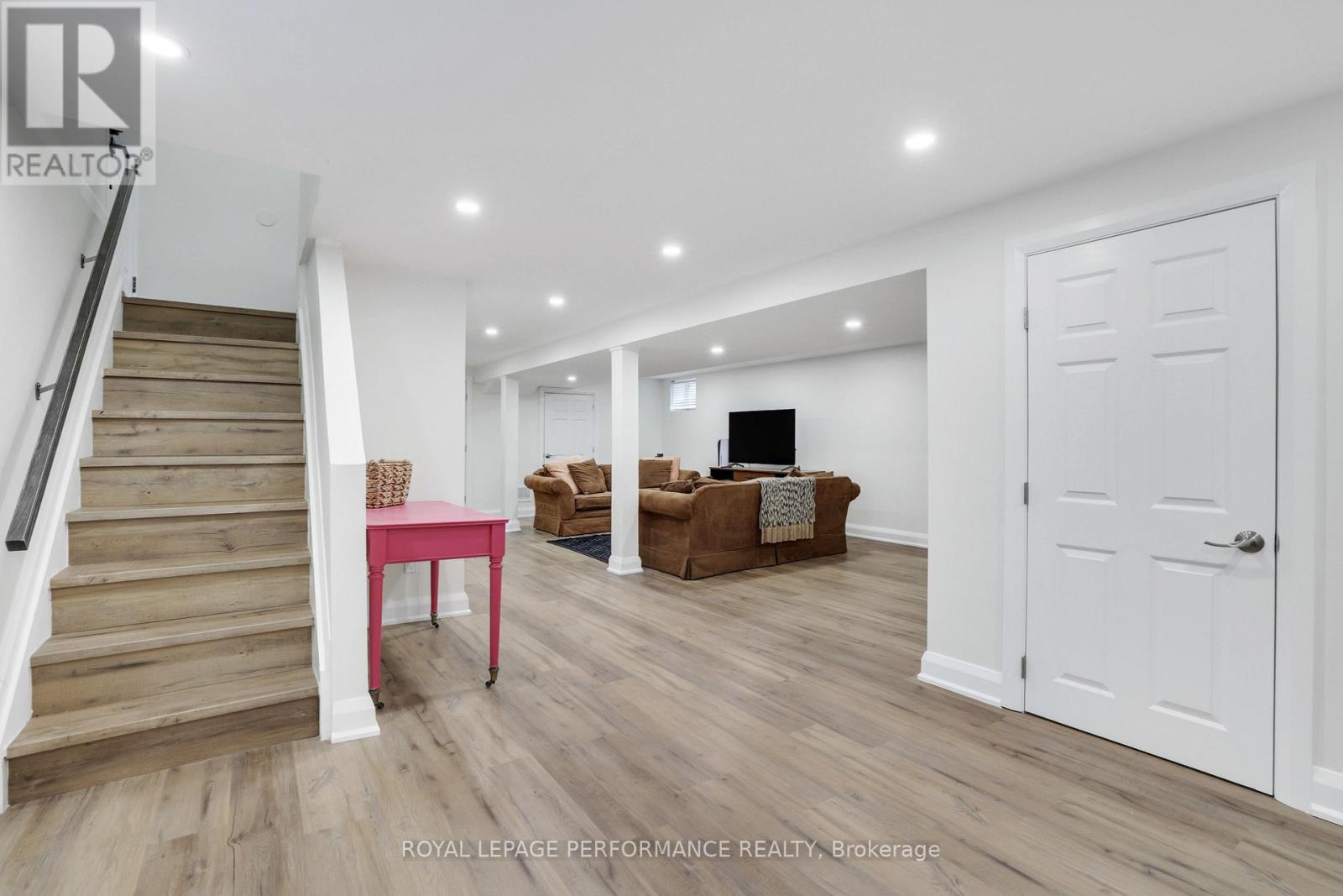 390 Maria Goretti Circle, Ottawa, Ontario  K1L 6S4 - Photo 18 - X13112312