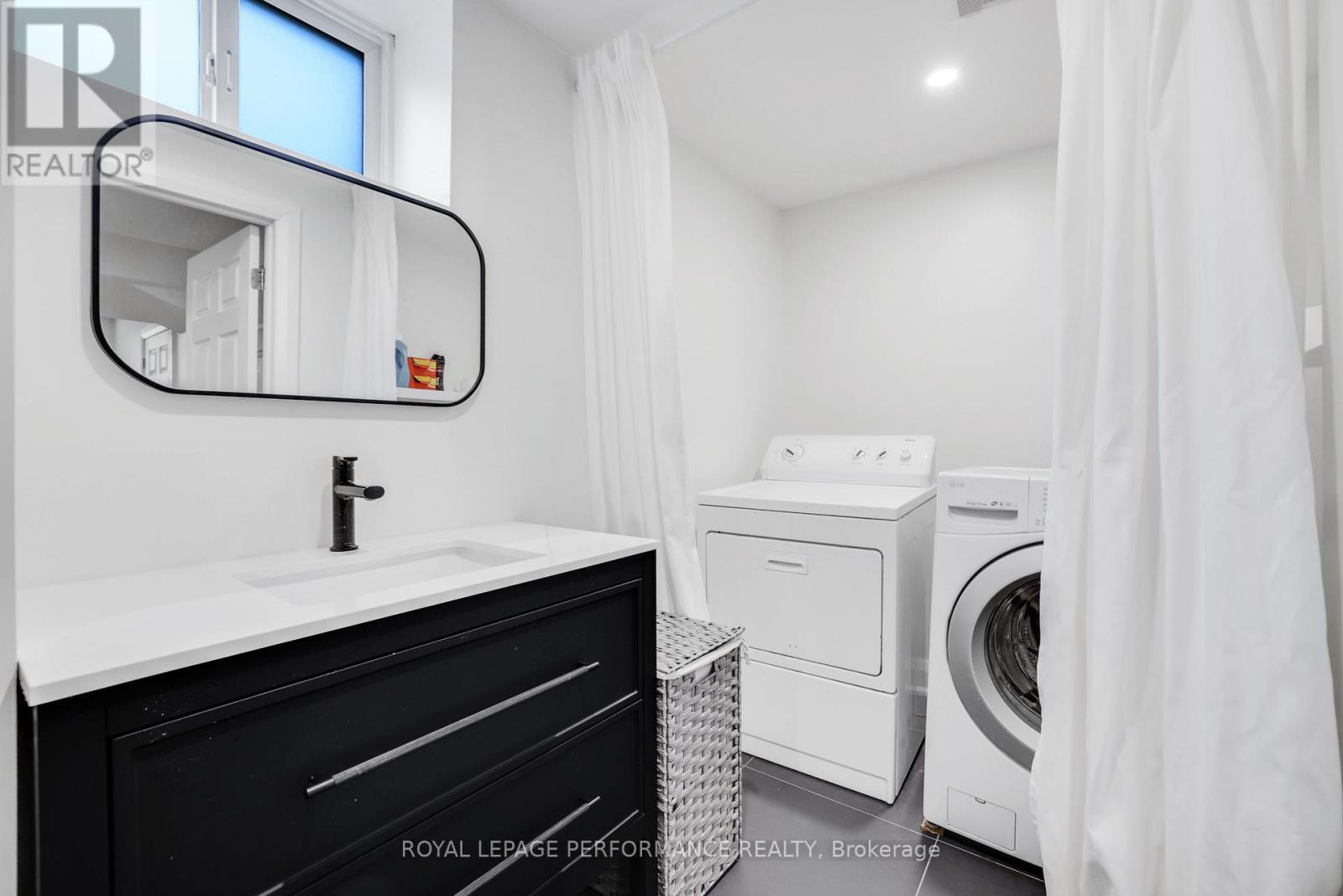 390 Maria Goretti Circle, Ottawa, Ontario  K1L 6S4 - Photo 23 - X13112312