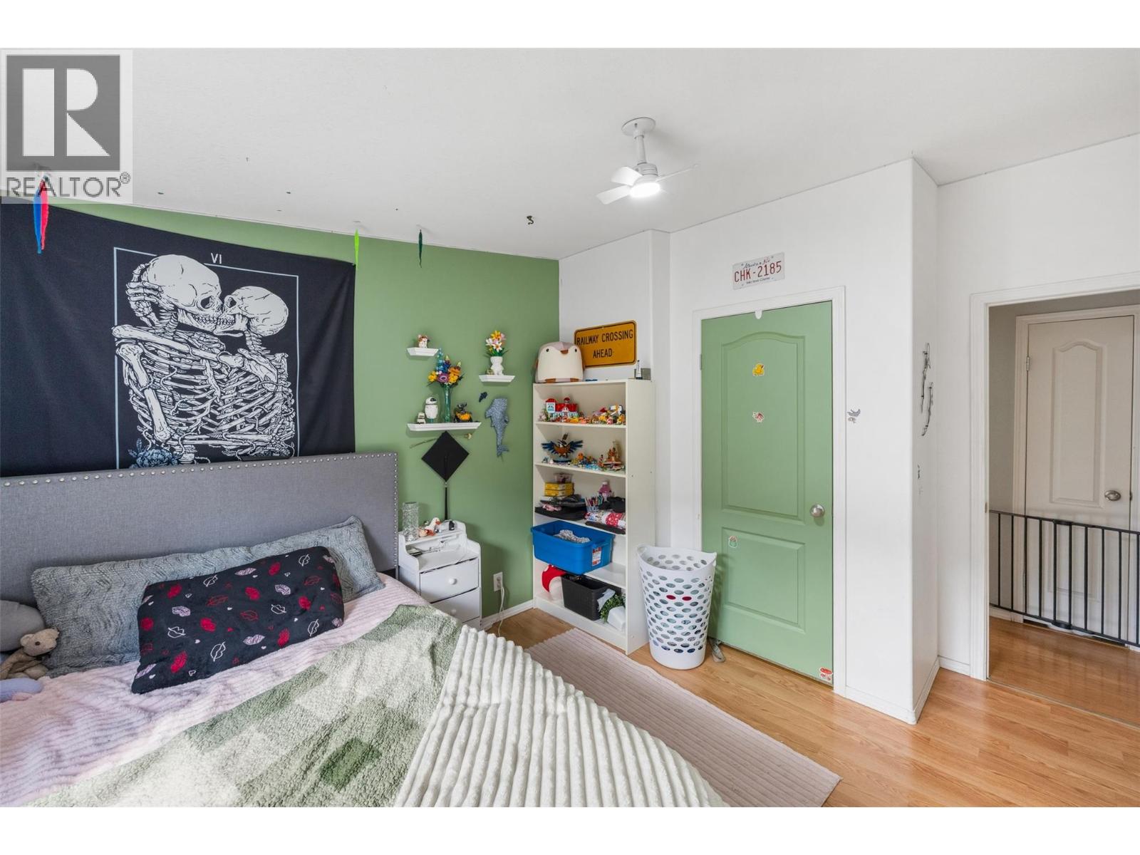 604 10th Avenue, Keremeos, British Columbia  V0X 1N3 - Photo 25 - 10386458